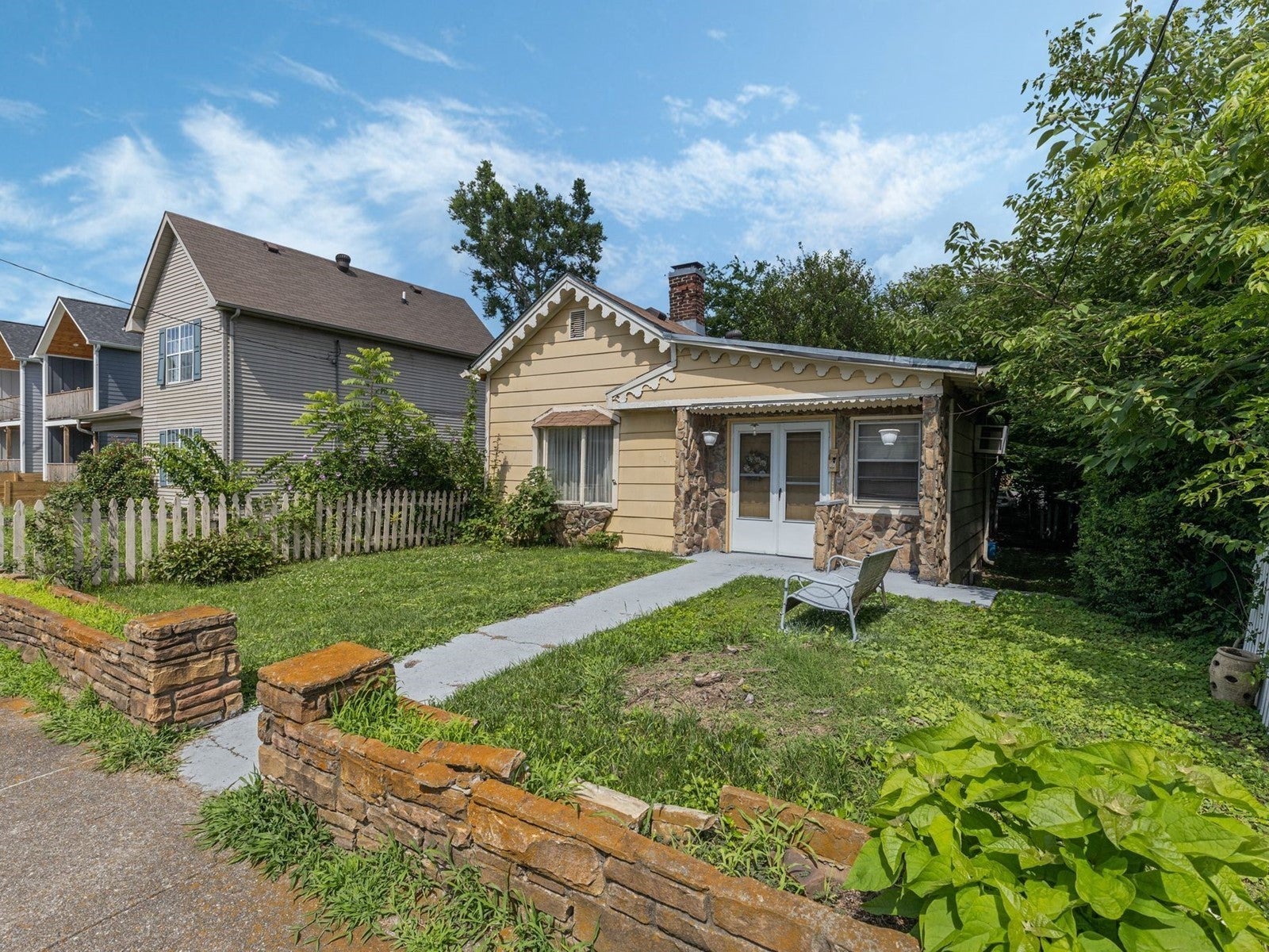 Photo of Listing #2921613