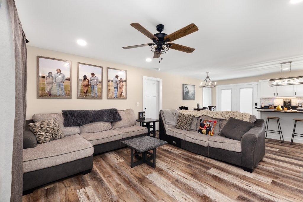 Photo of Listing #2921897