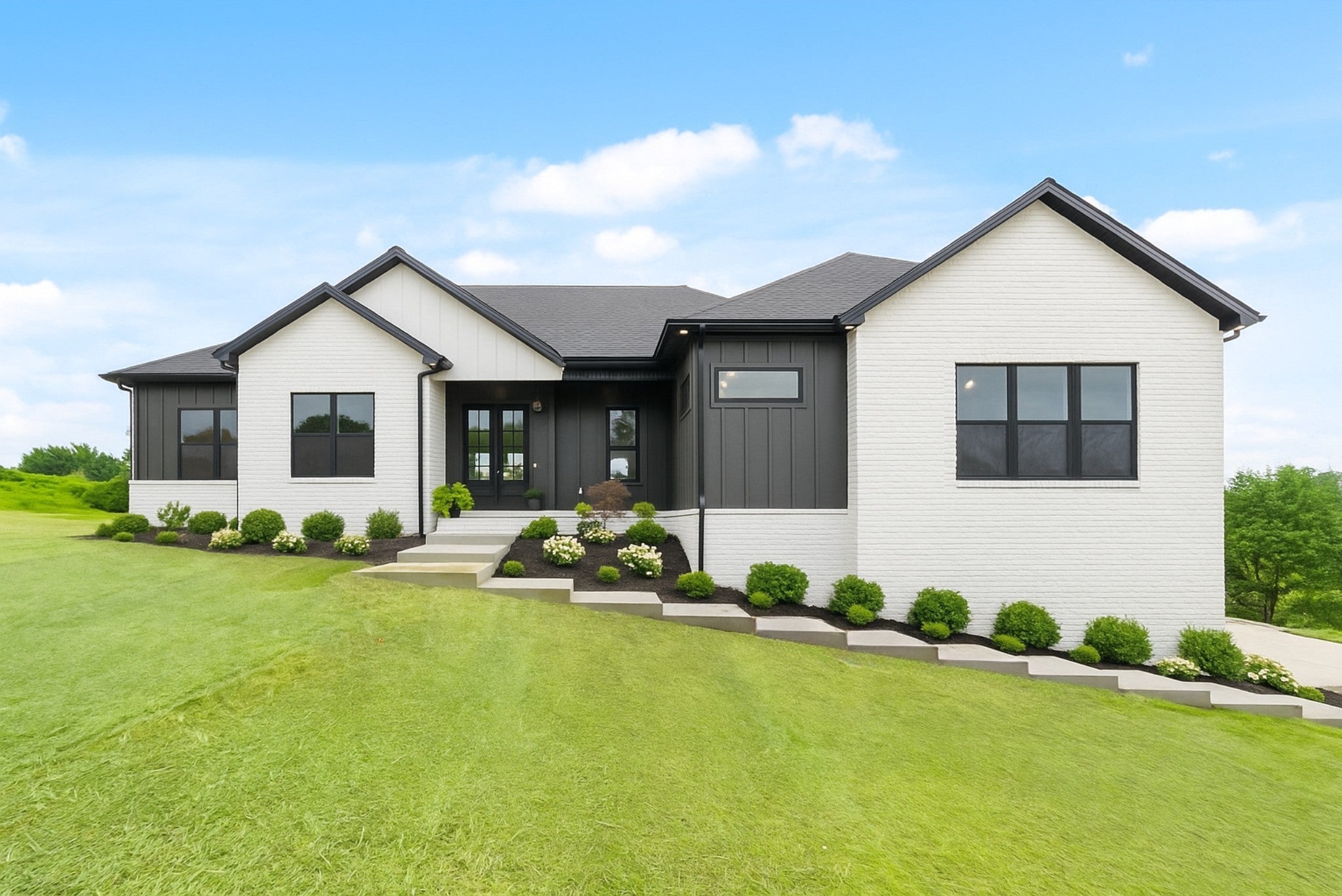 Photo of Listing #2923068