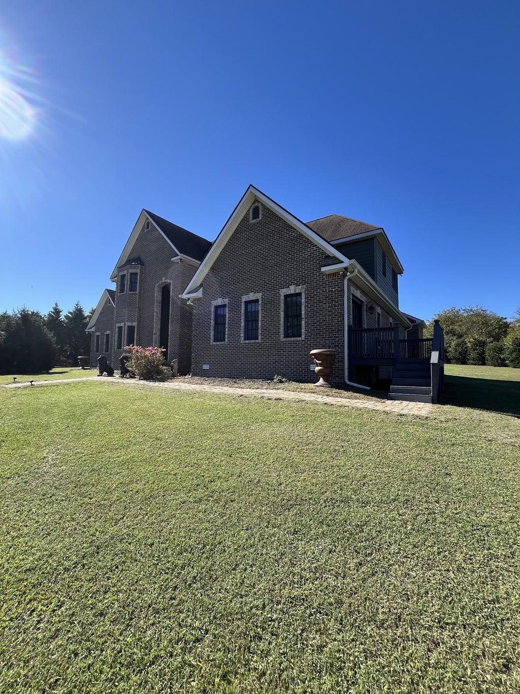 236 Tims Ford Dr, Winchester