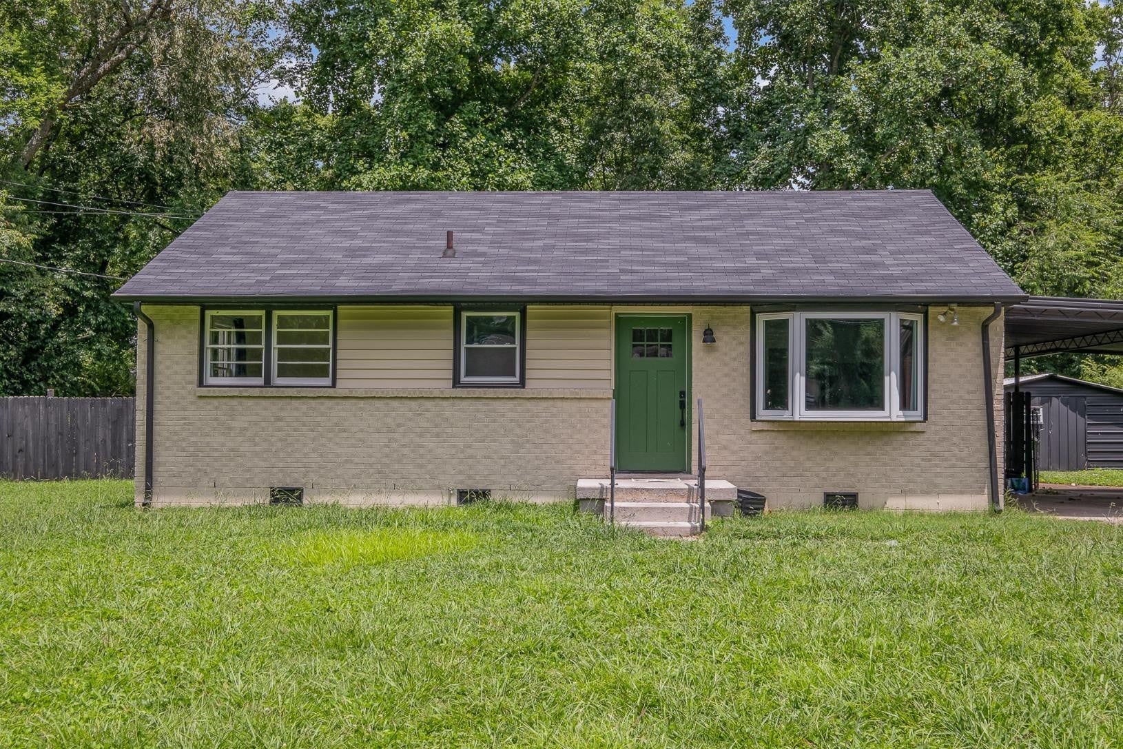 Photo of Listing #2923278