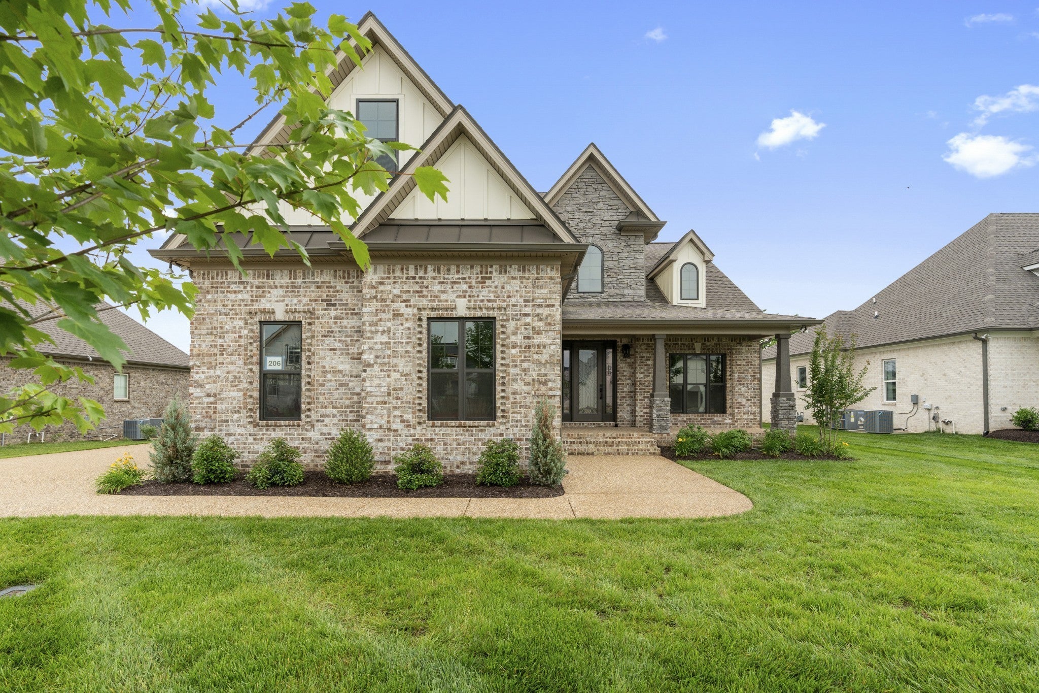 Photo of Listing #2923419