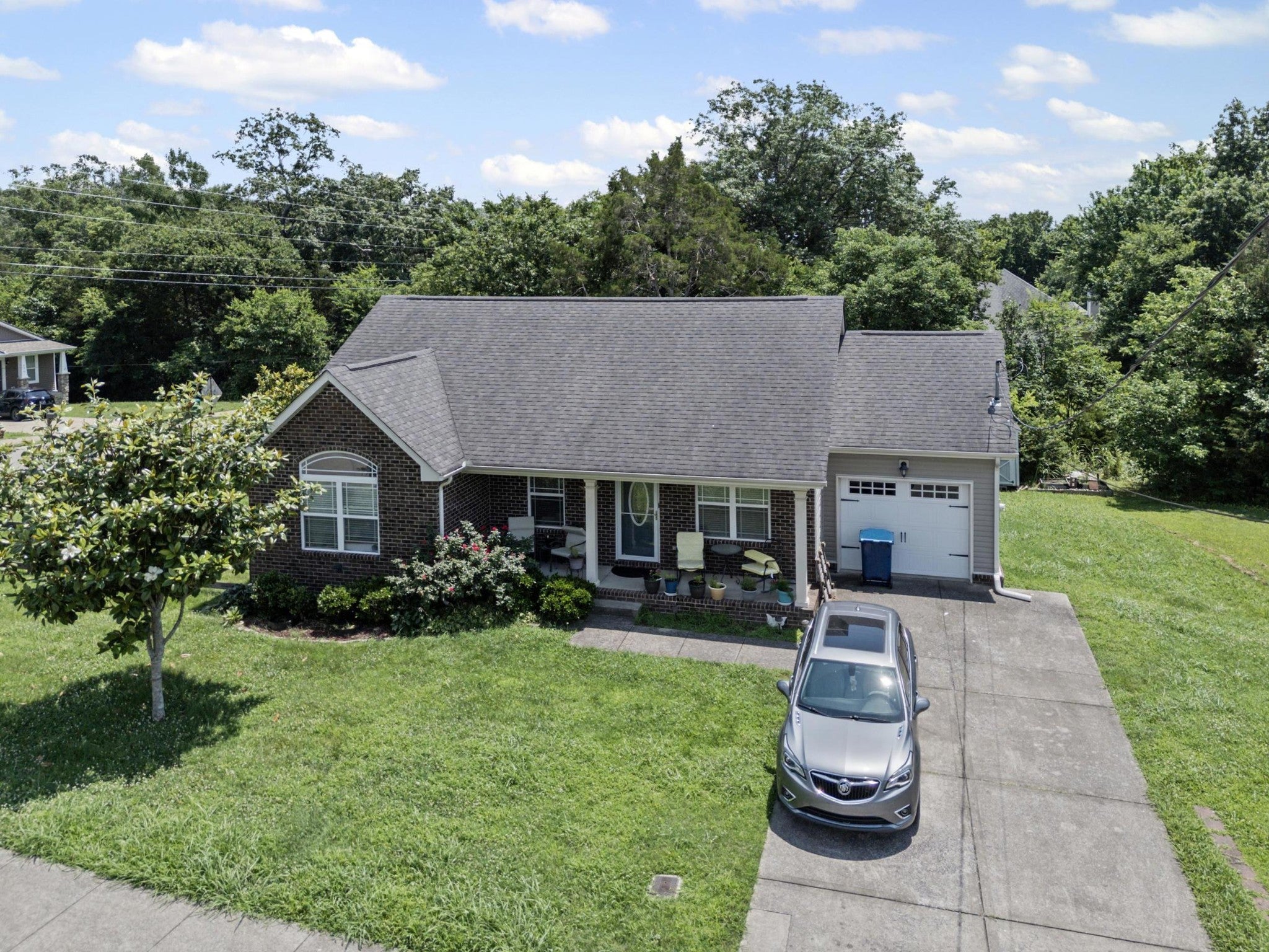 Photo of Listing #2923473