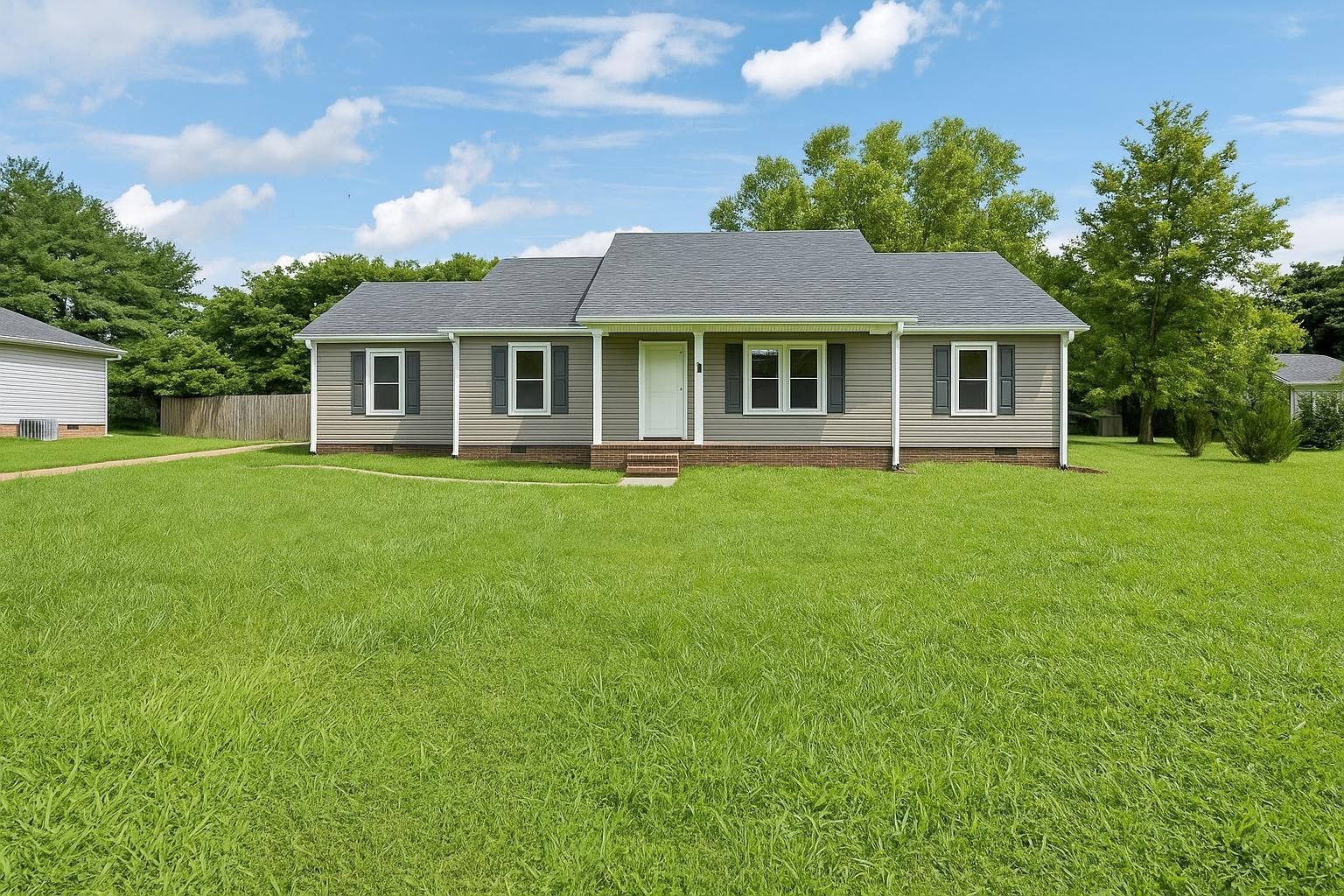 Photo of Listing #2923589