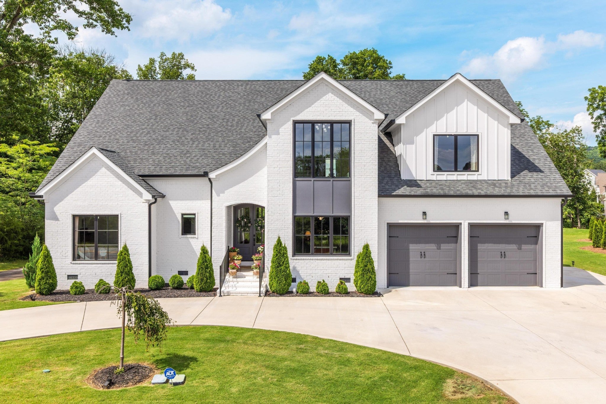 Photo of Listing #2923638