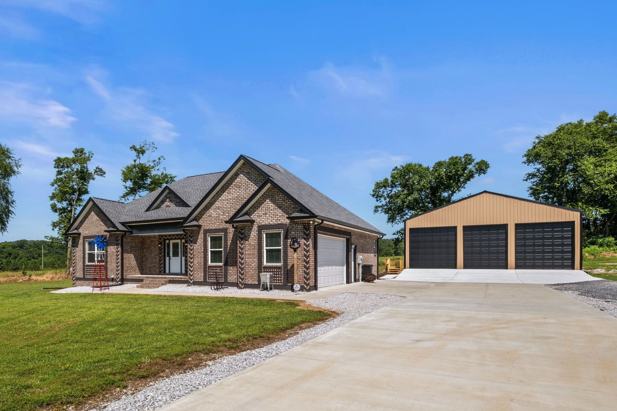Photo of Listing #2923682