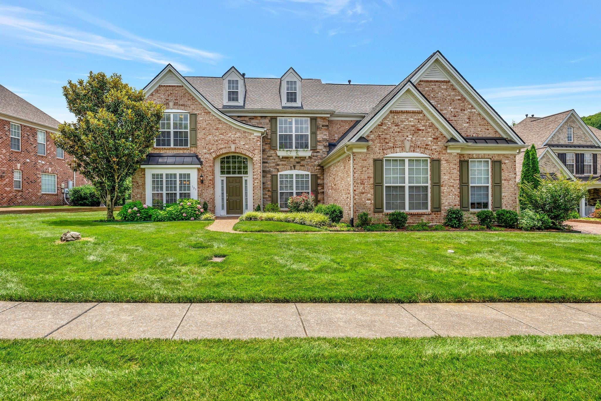 Photo of Listing #2923778