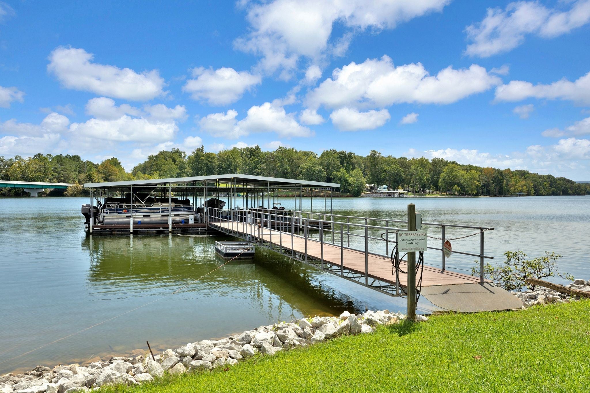 Photo of Listing #2923877