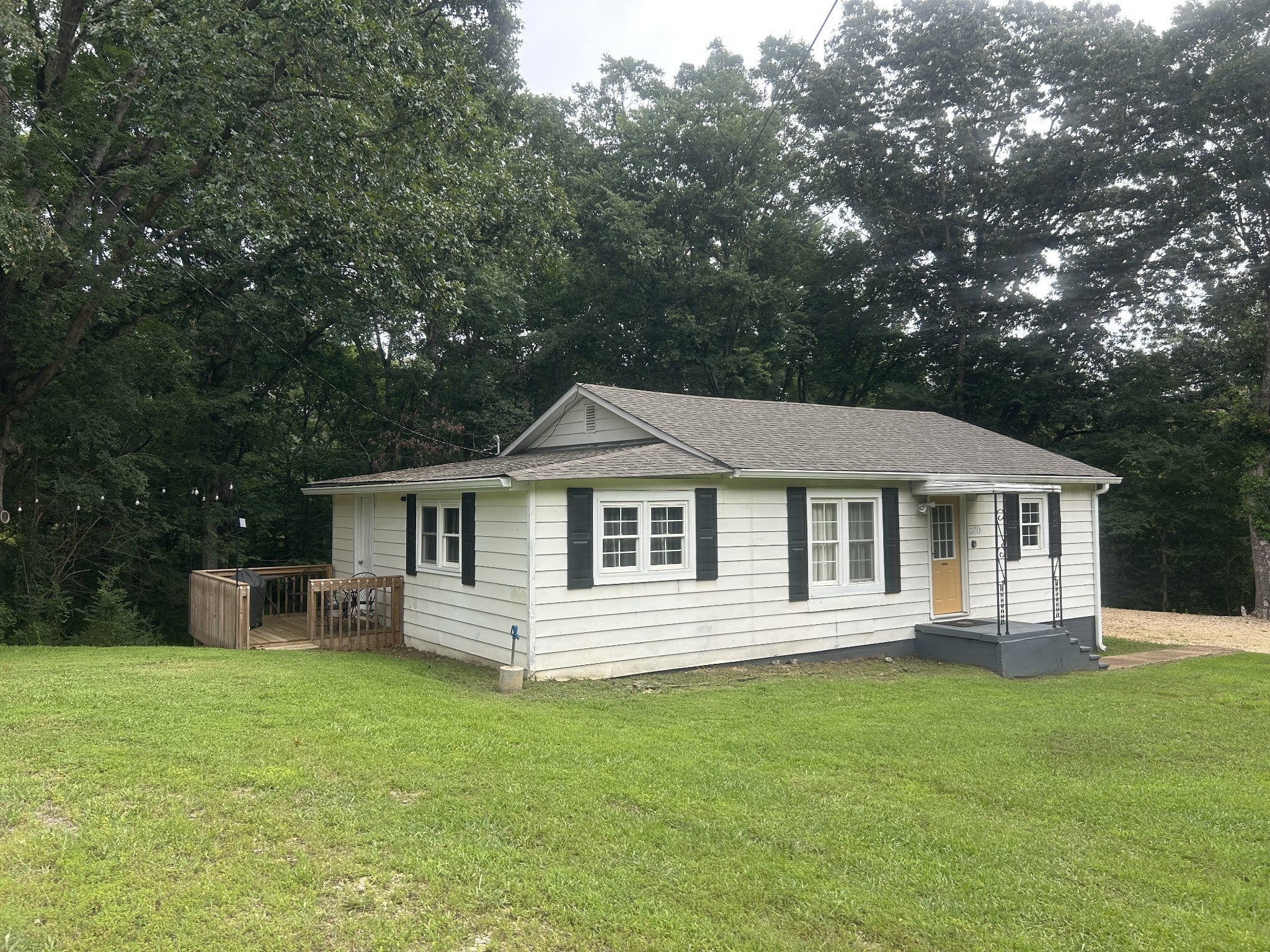 Photo of Listing #2923882