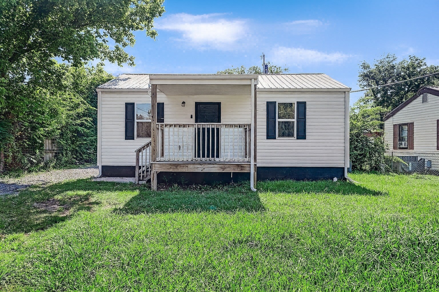 Photo of Listing #2924101