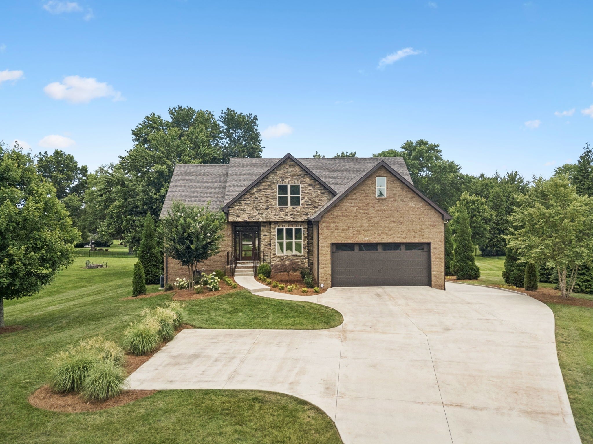 Photo of Listing #2924273