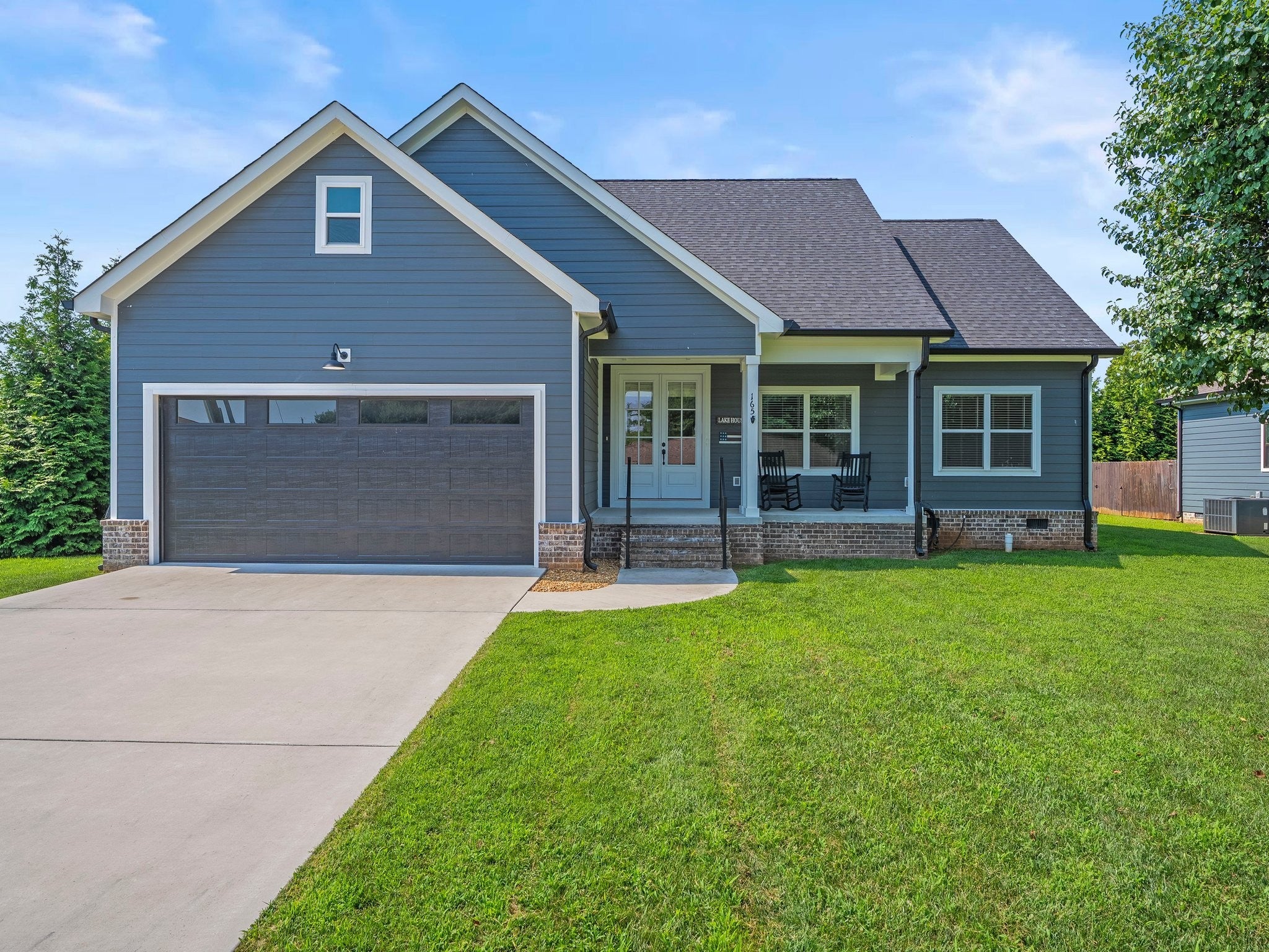 Photo of Listing #2924386