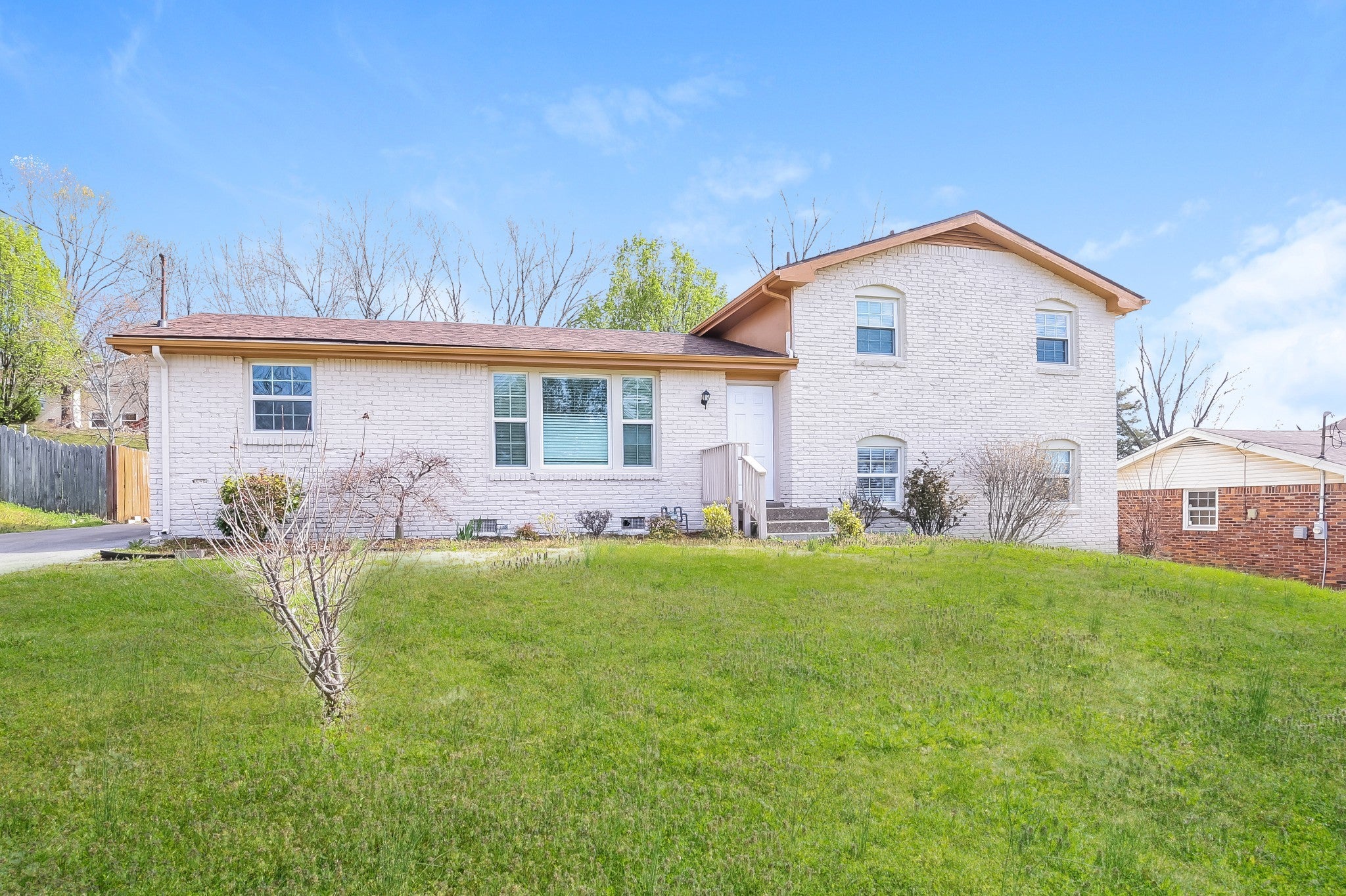 Photo of Listing #2924436
