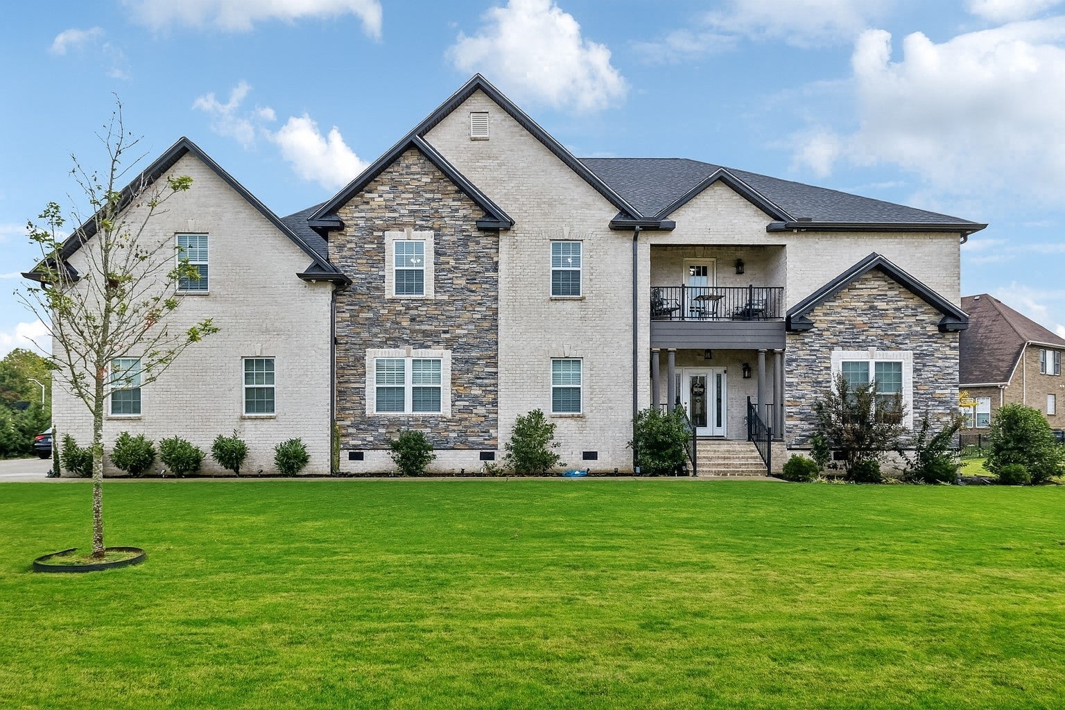 Photo of Listing #2924586