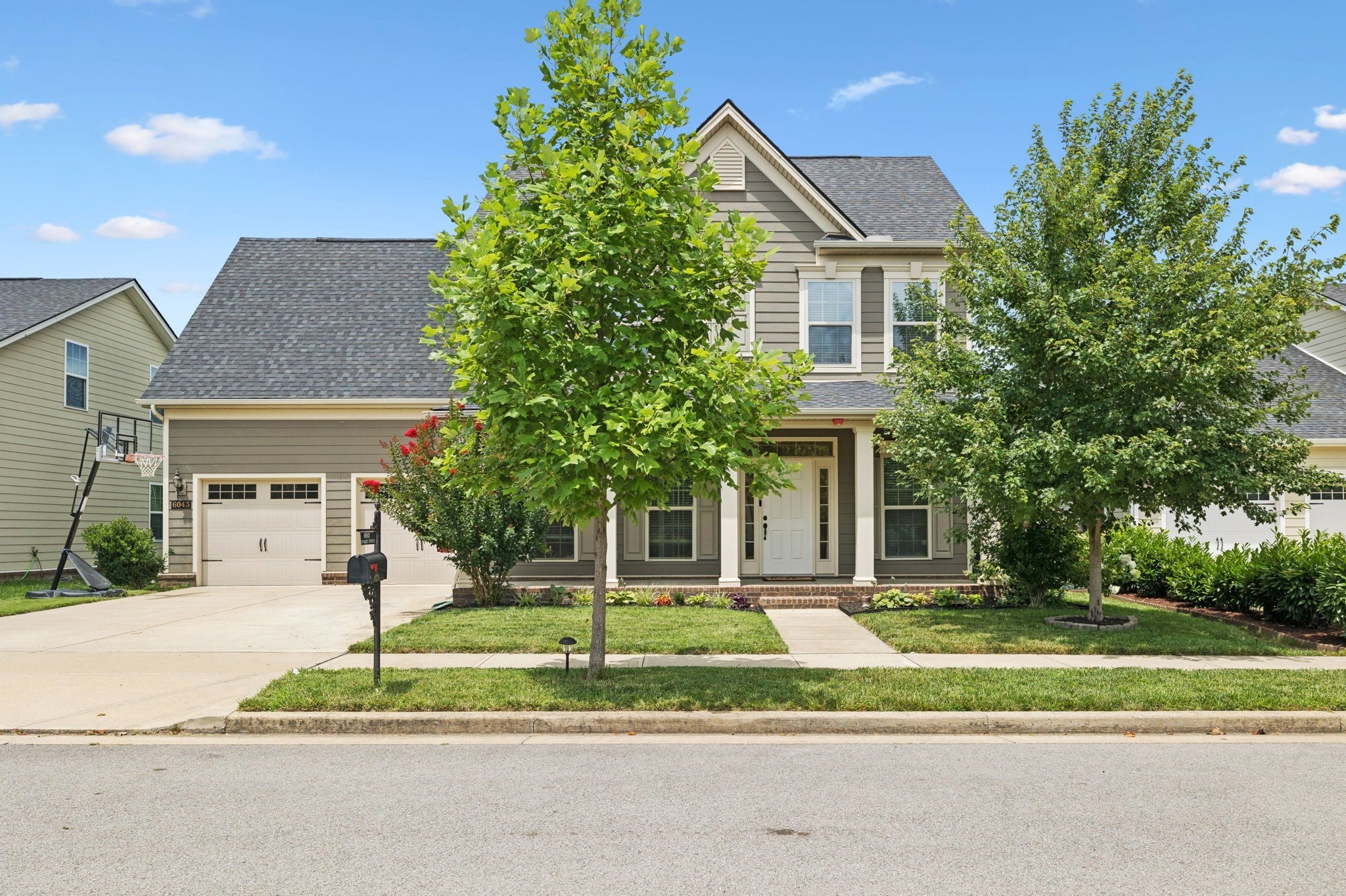 Photo of Listing #2924643