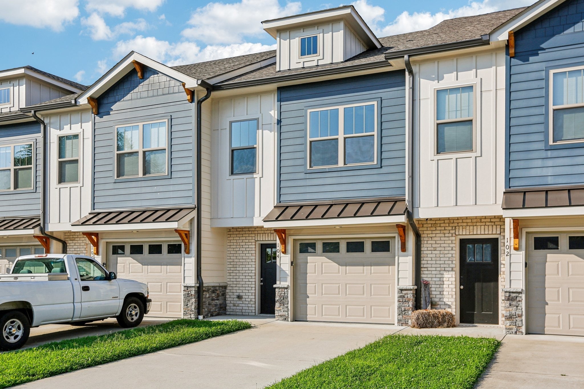 Photo of Listing #2924831