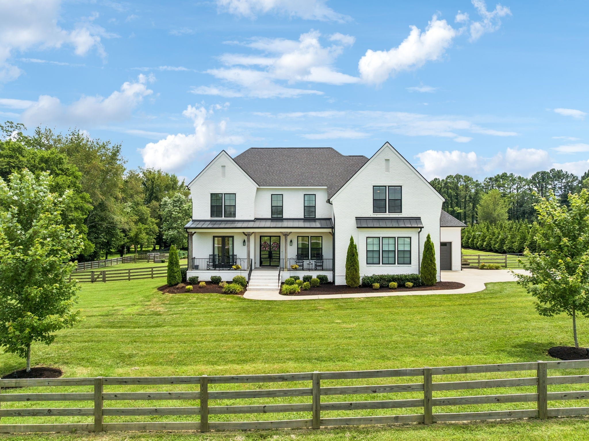 Photo of Listing #2924942