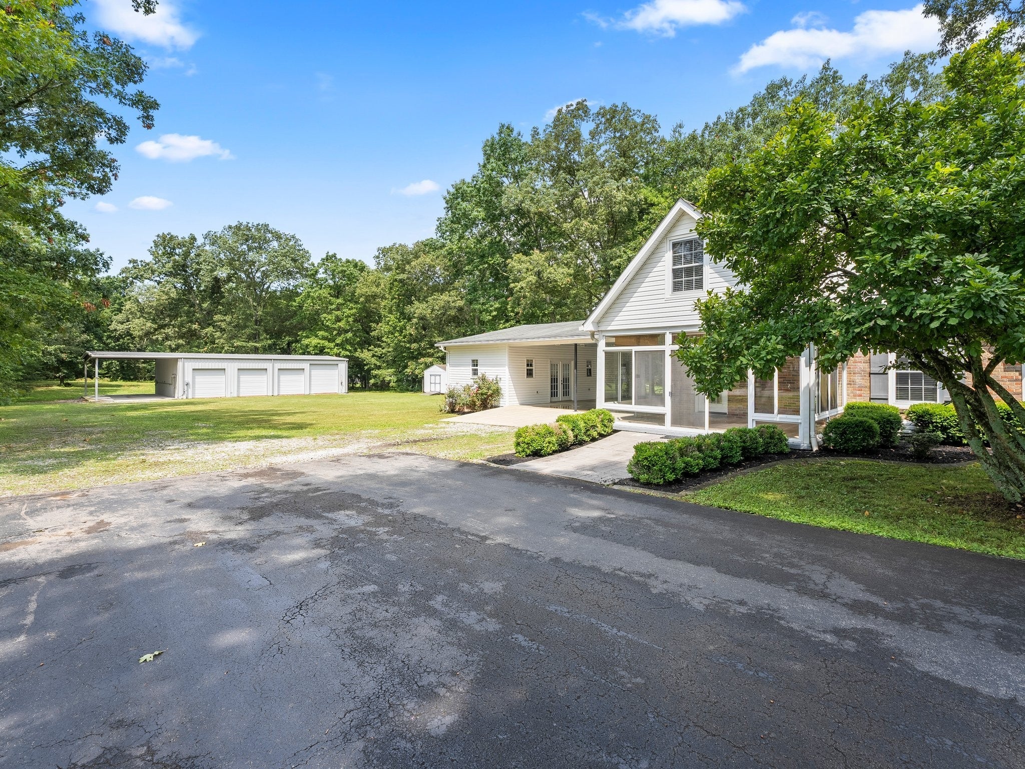 Photo of Listing #2925087