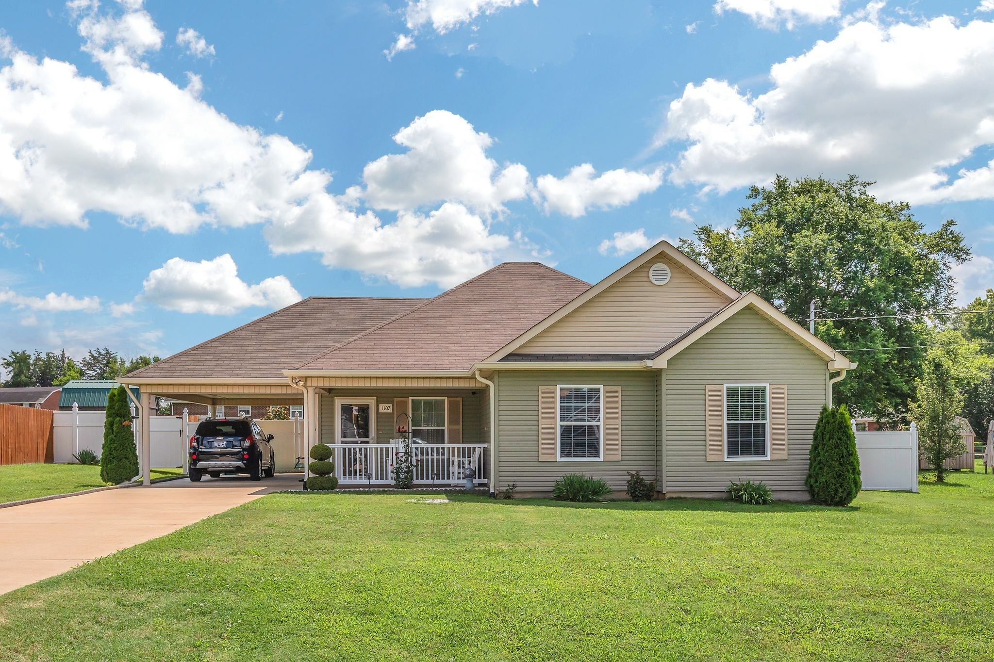 Photo of Listing #2925137