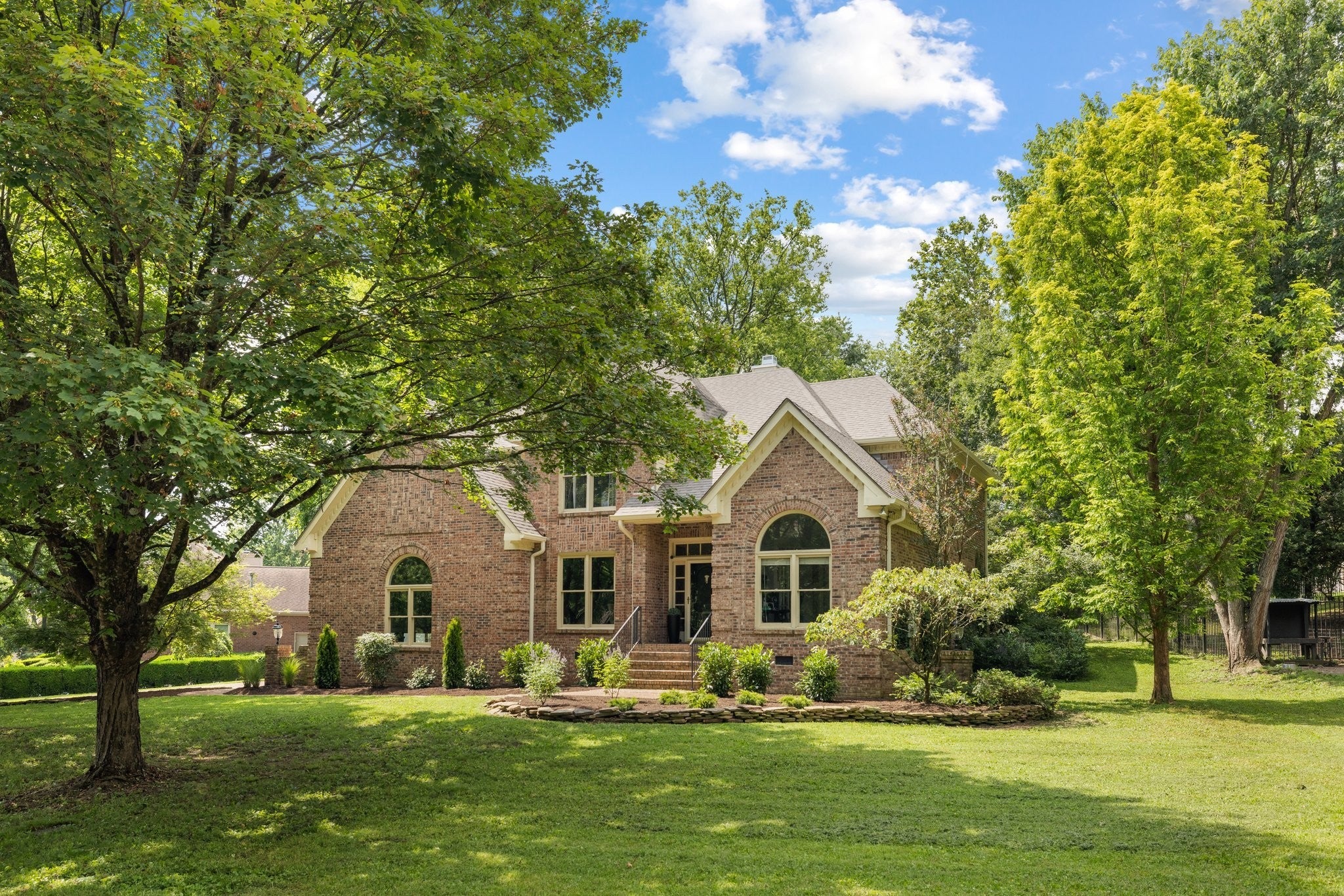 Photo of Listing #2925335