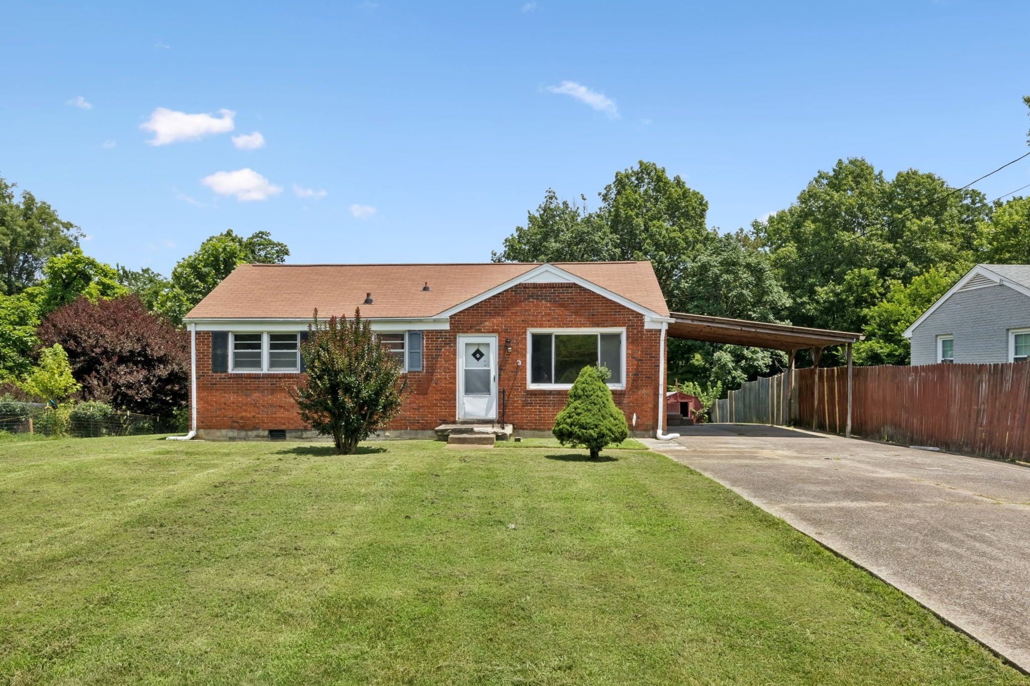 Photo of Listing #2925355