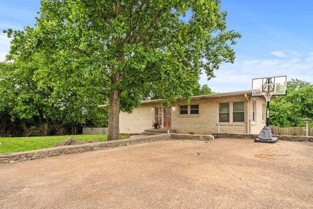 Photo of Listing #2925455