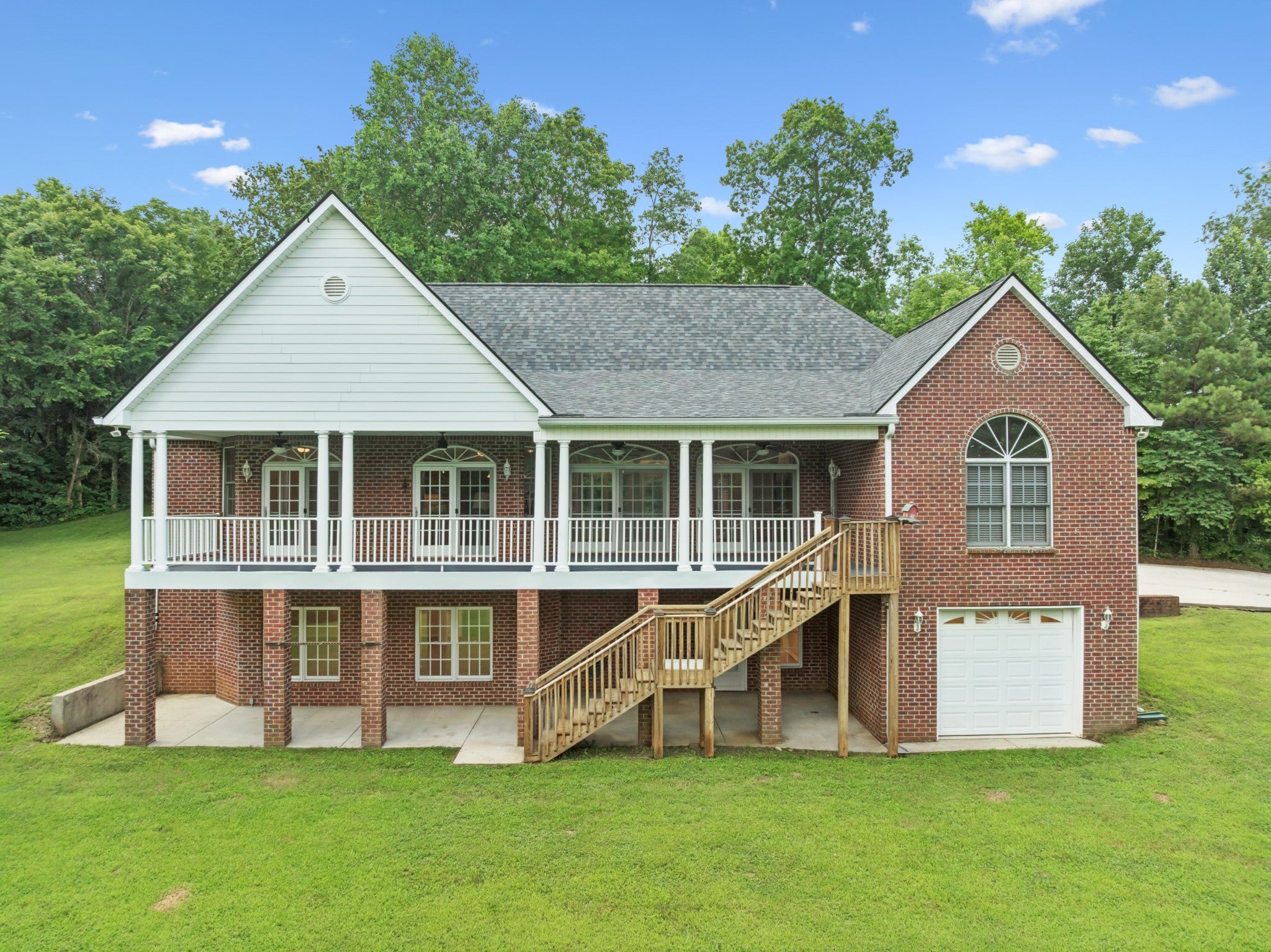 Photo of Listing #2925461