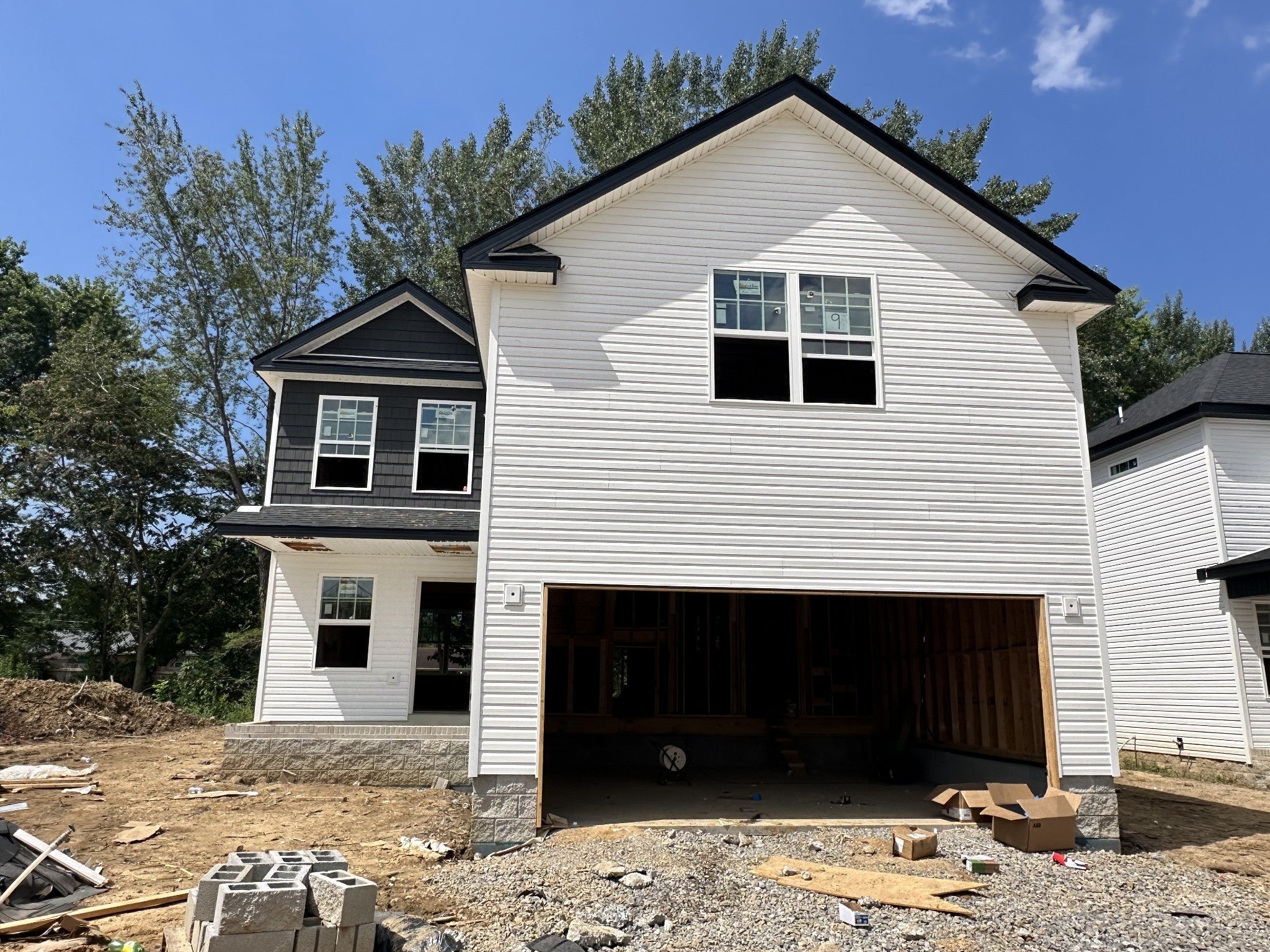 Photo of Listing #2925507