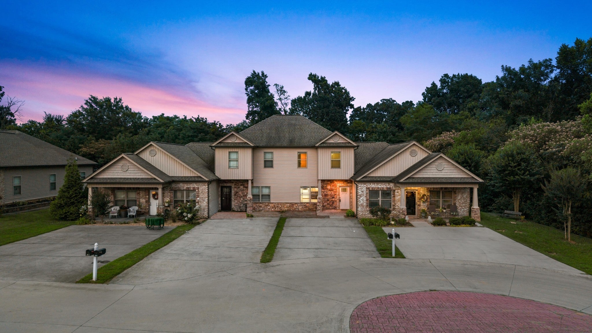 Photo of Listing #2925515