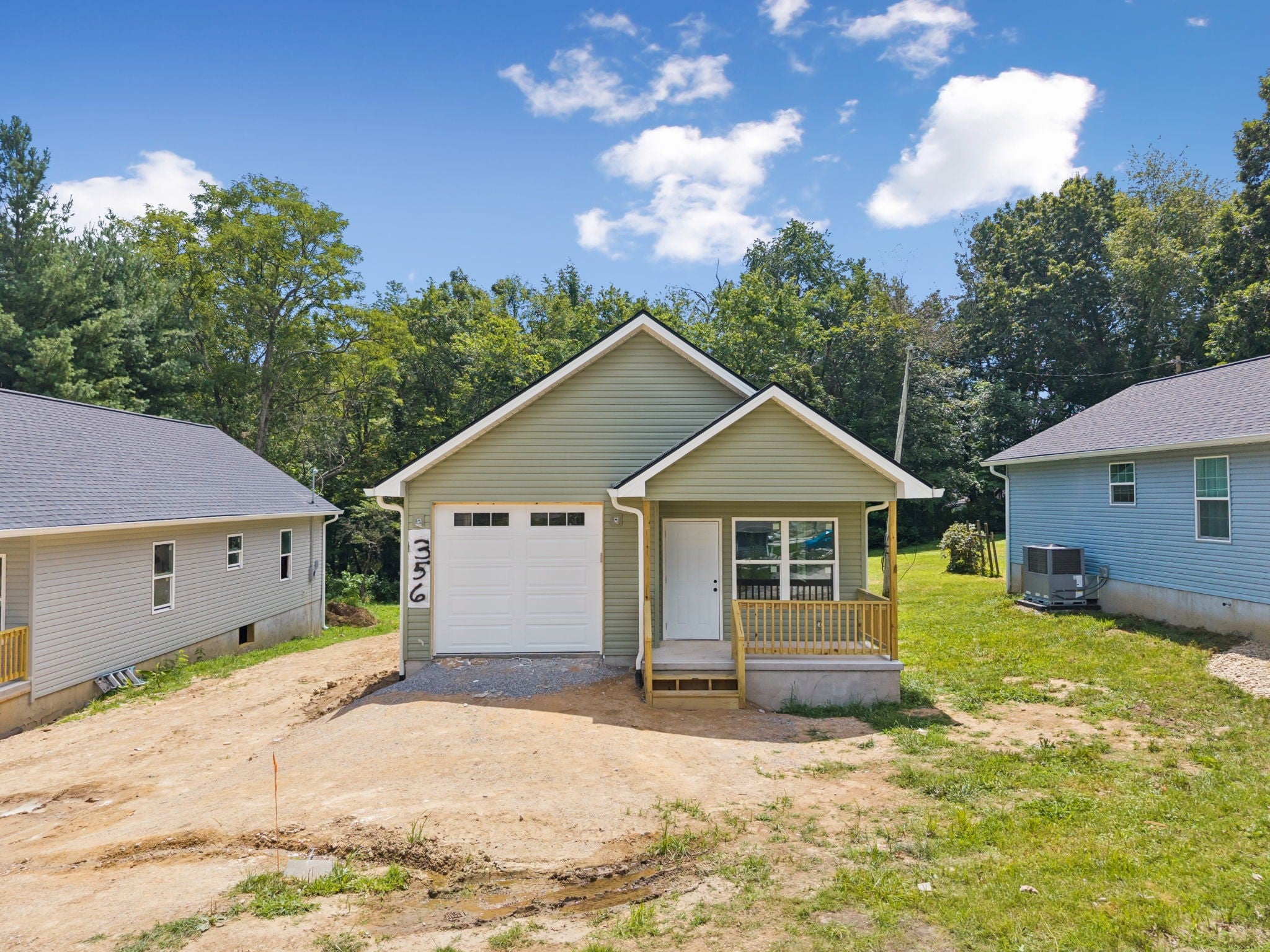 Photo of Listing #2926263