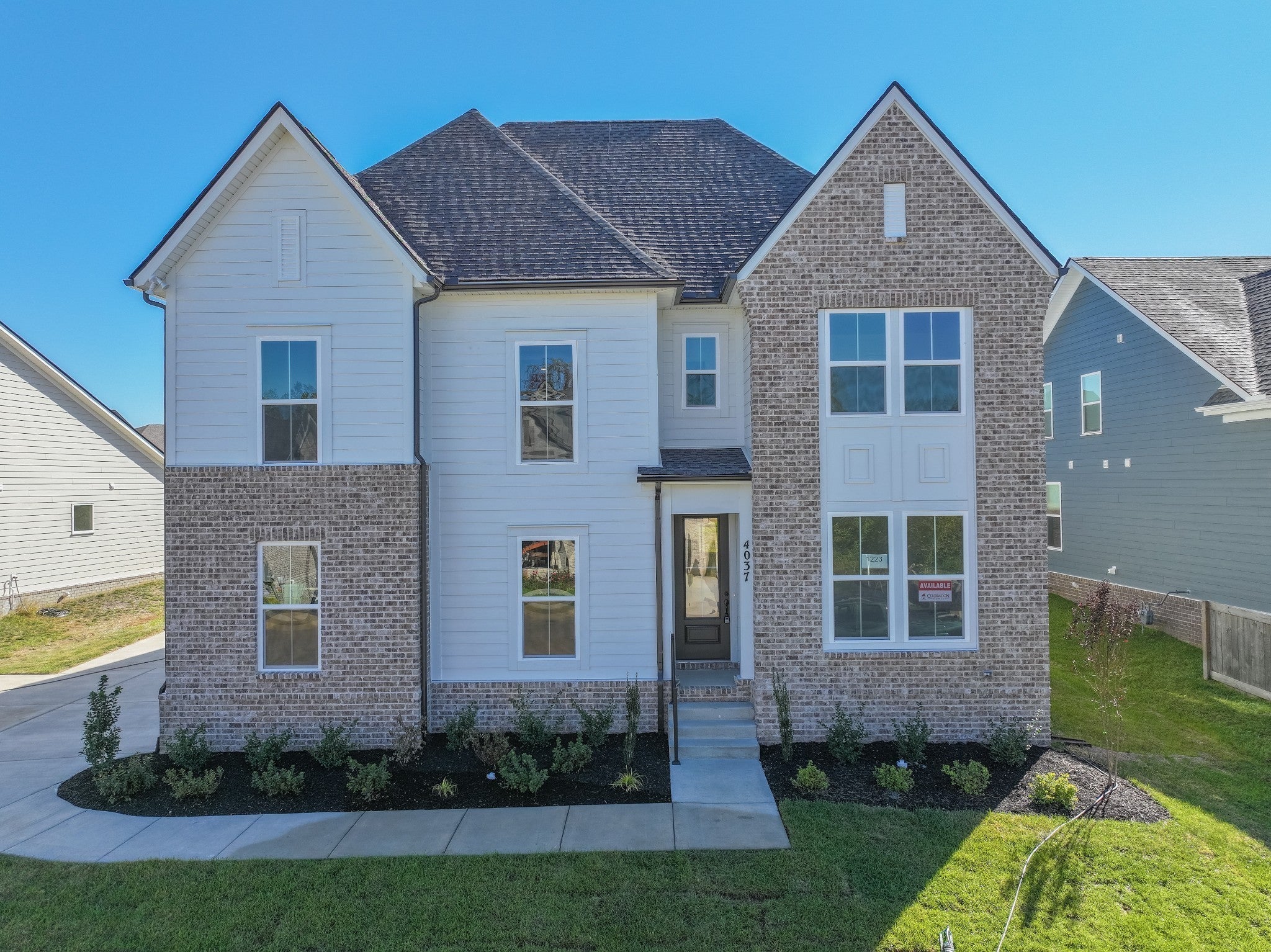 Photo of Listing #2926418
