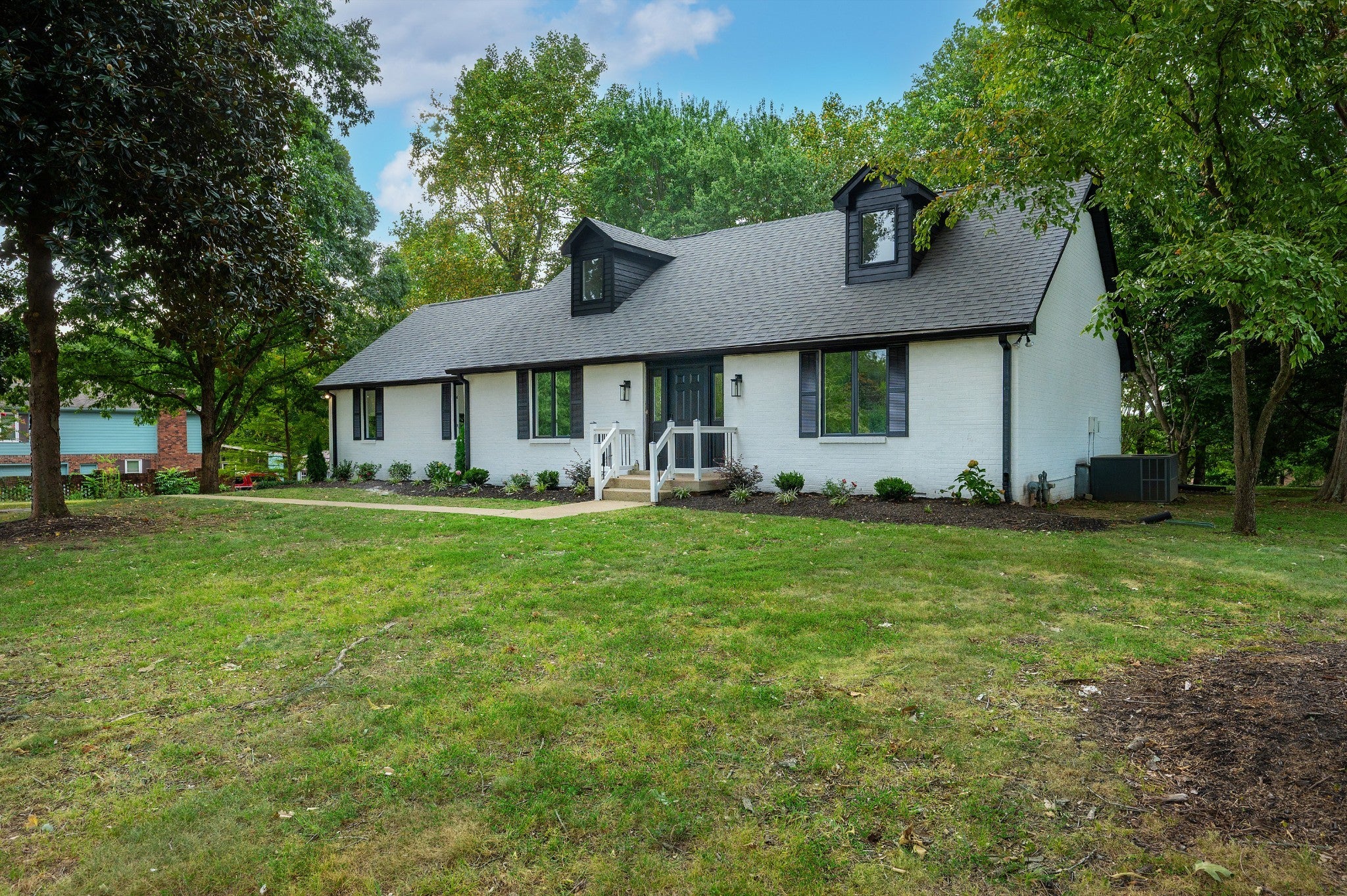 Photo of Listing #2926820