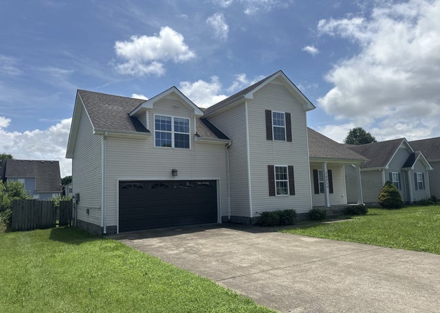 3685 S Naples Ct, Clarksville