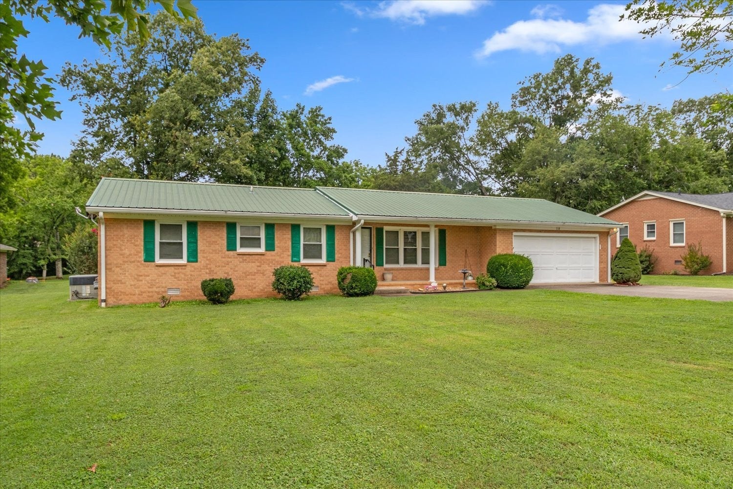 Photo of Listing #2927572