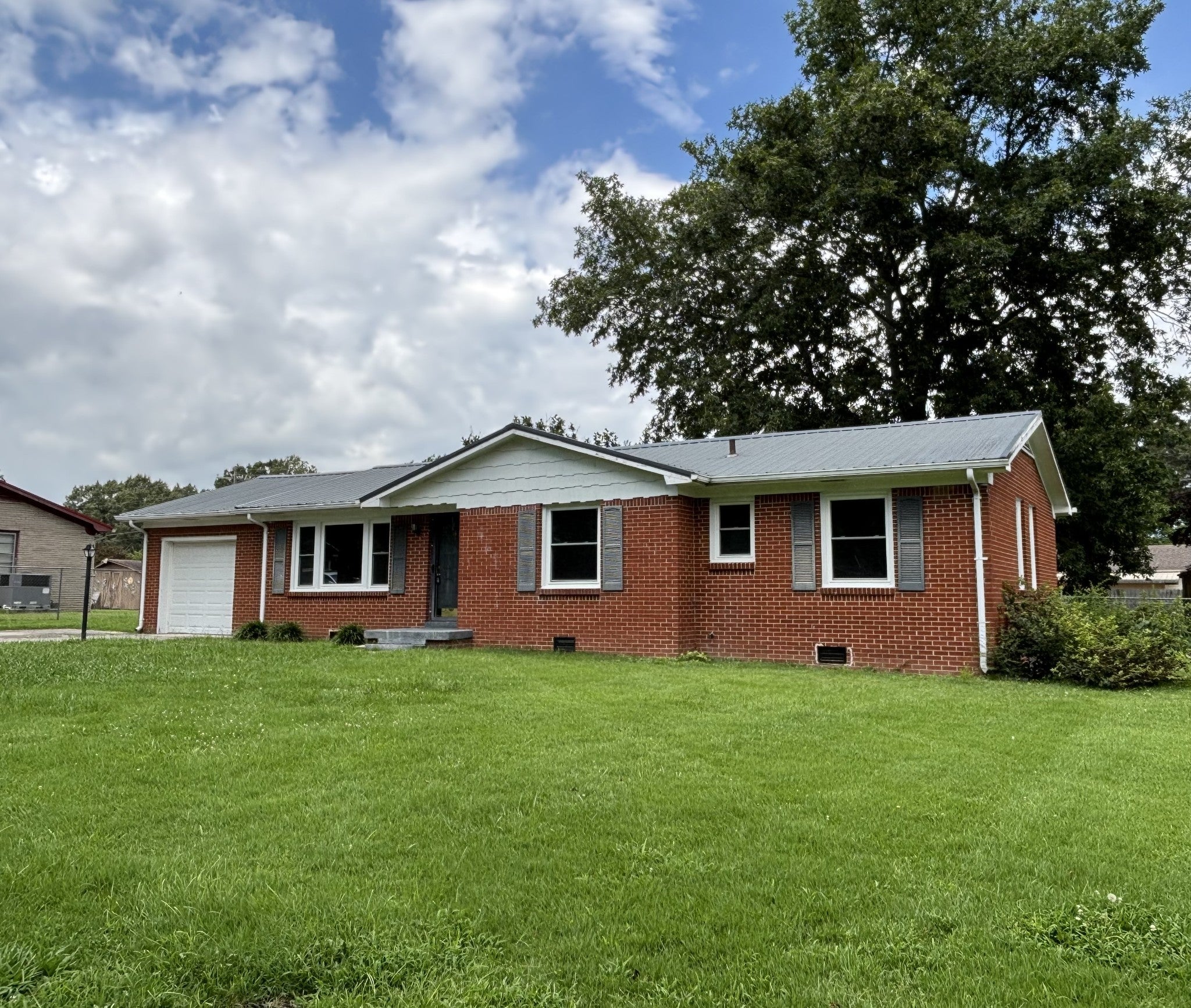 Photo of Listing #2927636