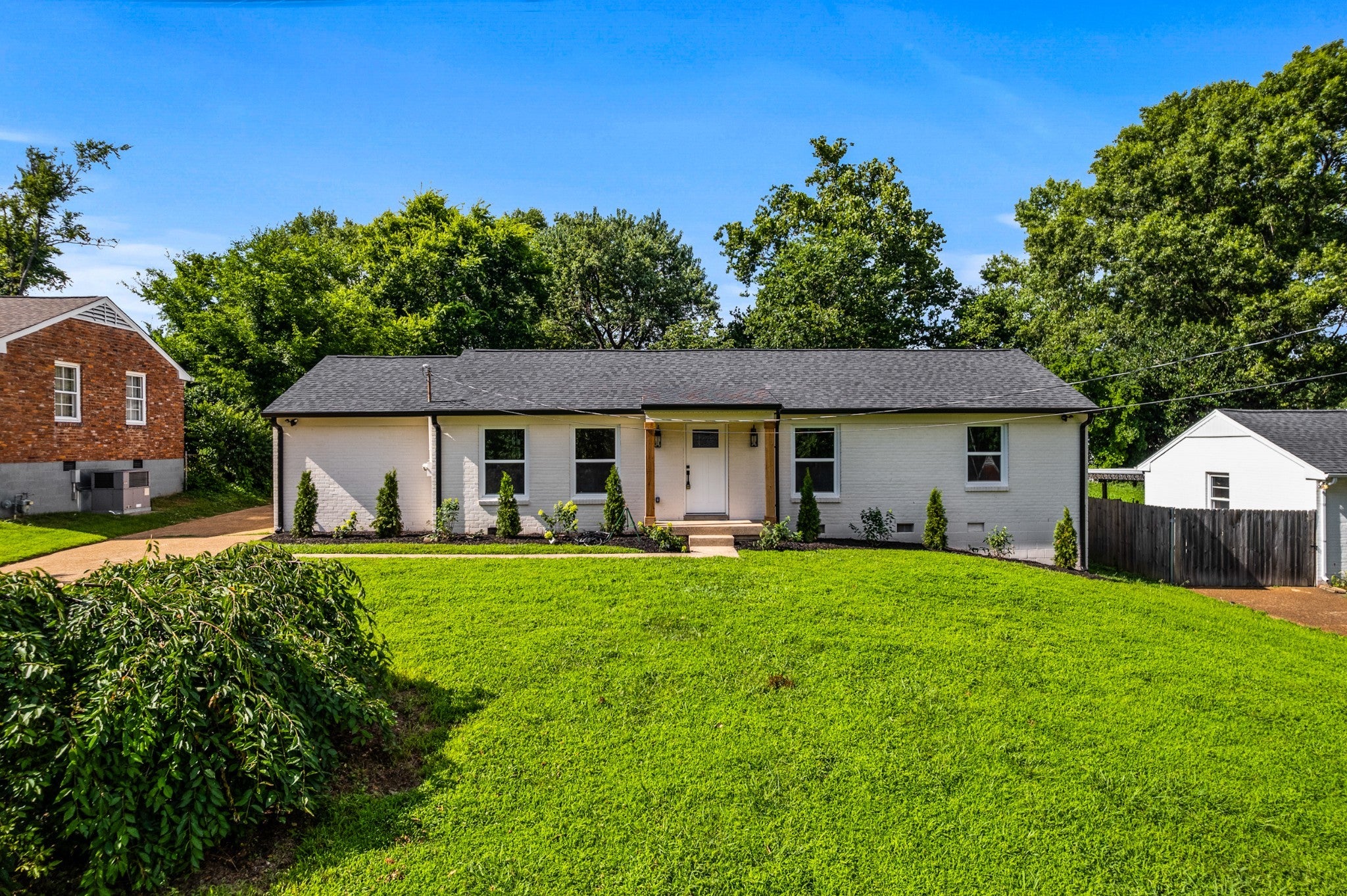 Photo of Listing #2927717