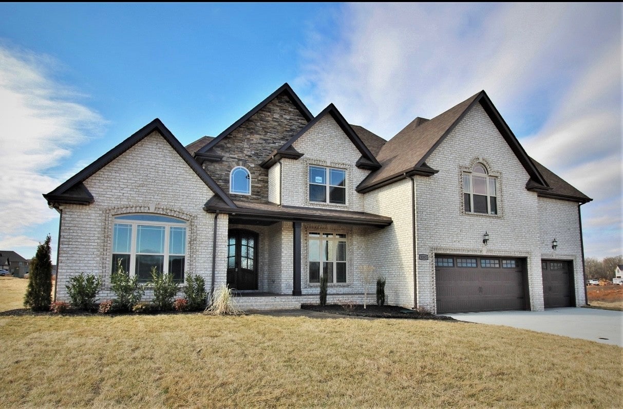Photo of Listing #2927847