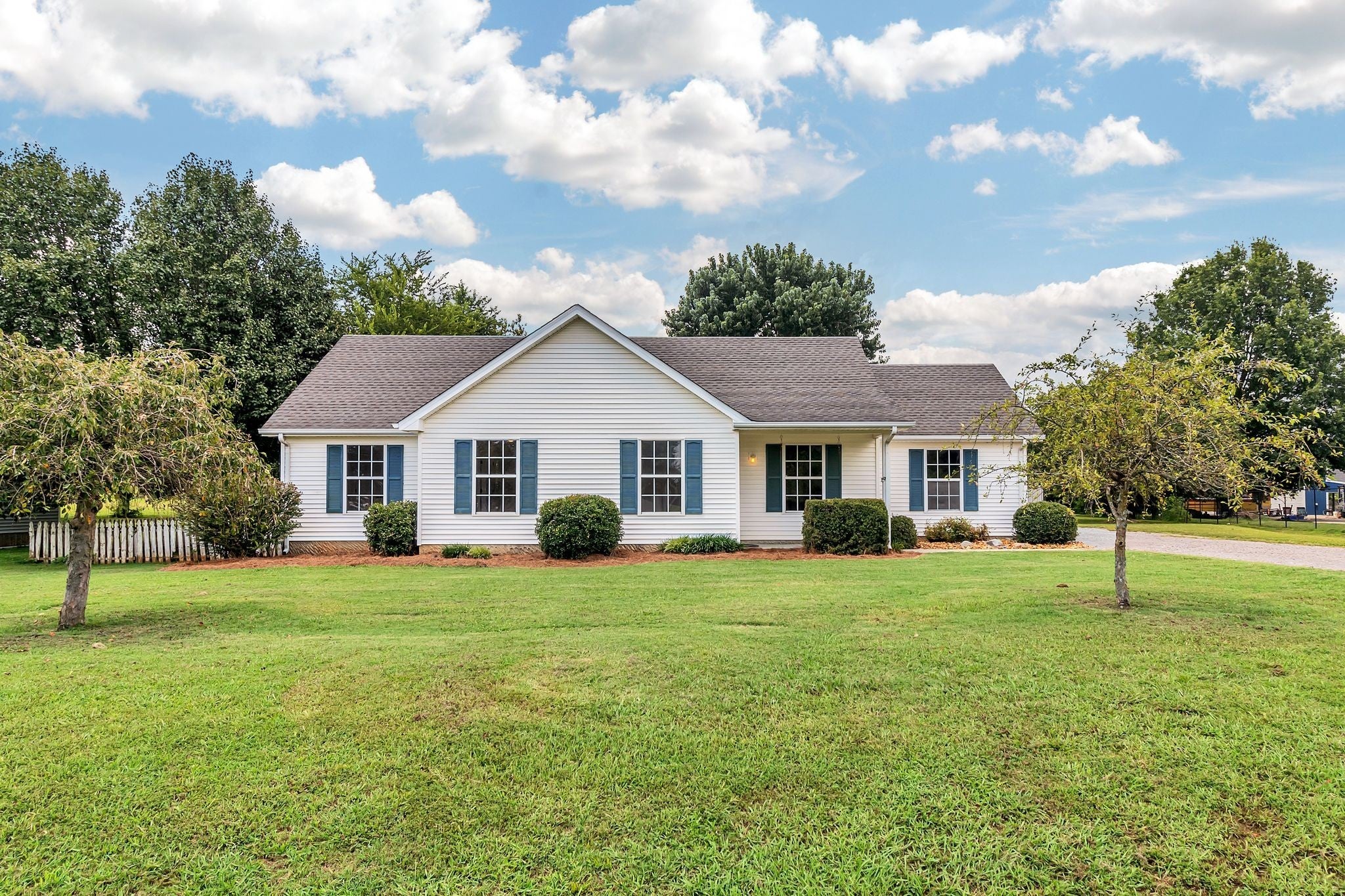 Photo of Listing #2927949