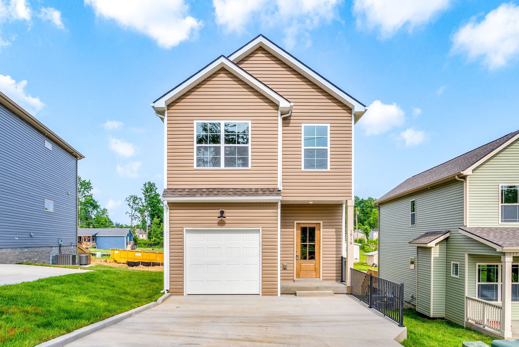 Photo of Listing #2928017