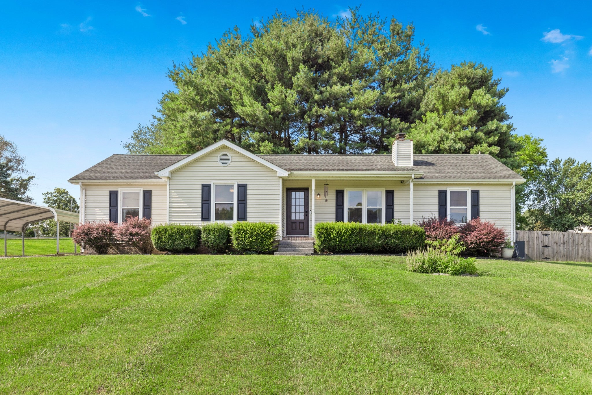 Photo of Listing #2928042