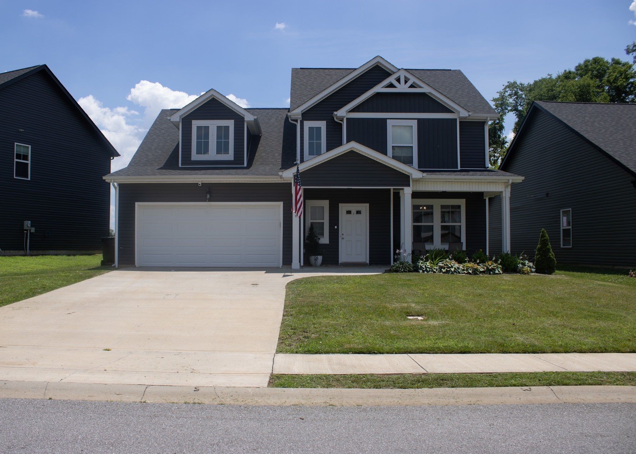 Photo of Listing #2928049