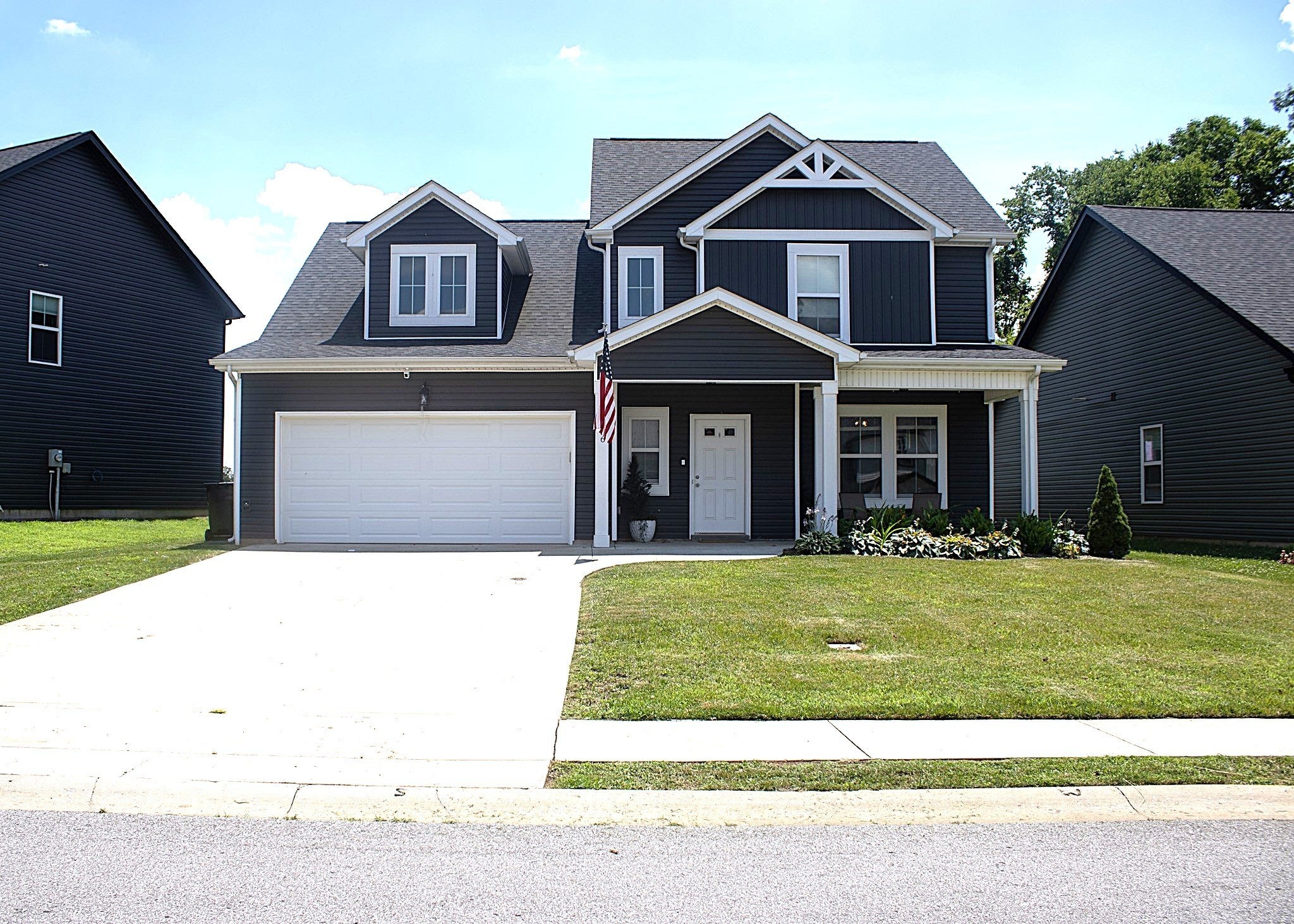 Photo of Listing #2928049