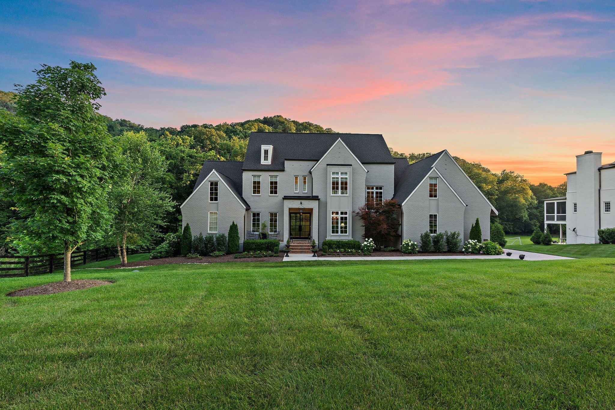 Photo of Listing #2928089