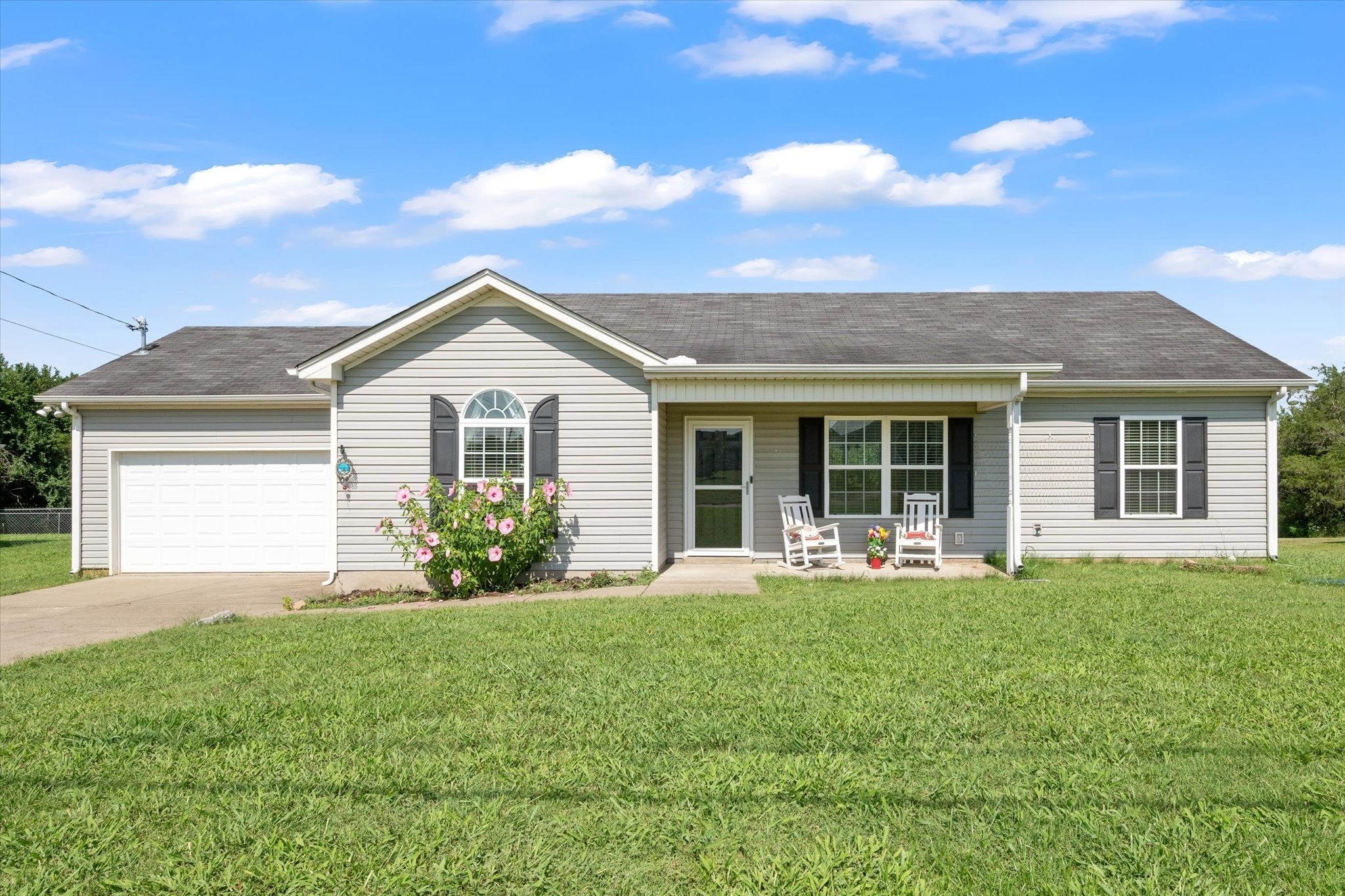Photo of Listing #2928366