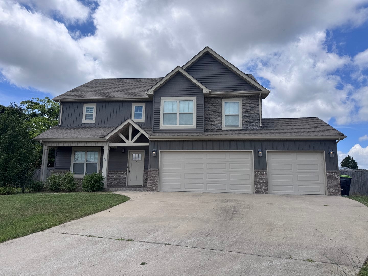 Photo of Listing #2928375
