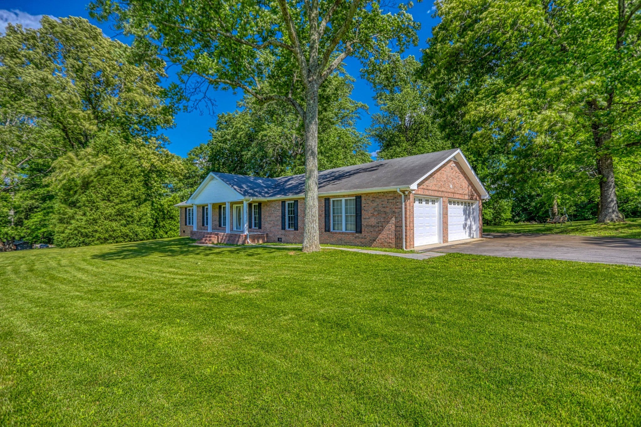 Photo of Listing #2928395