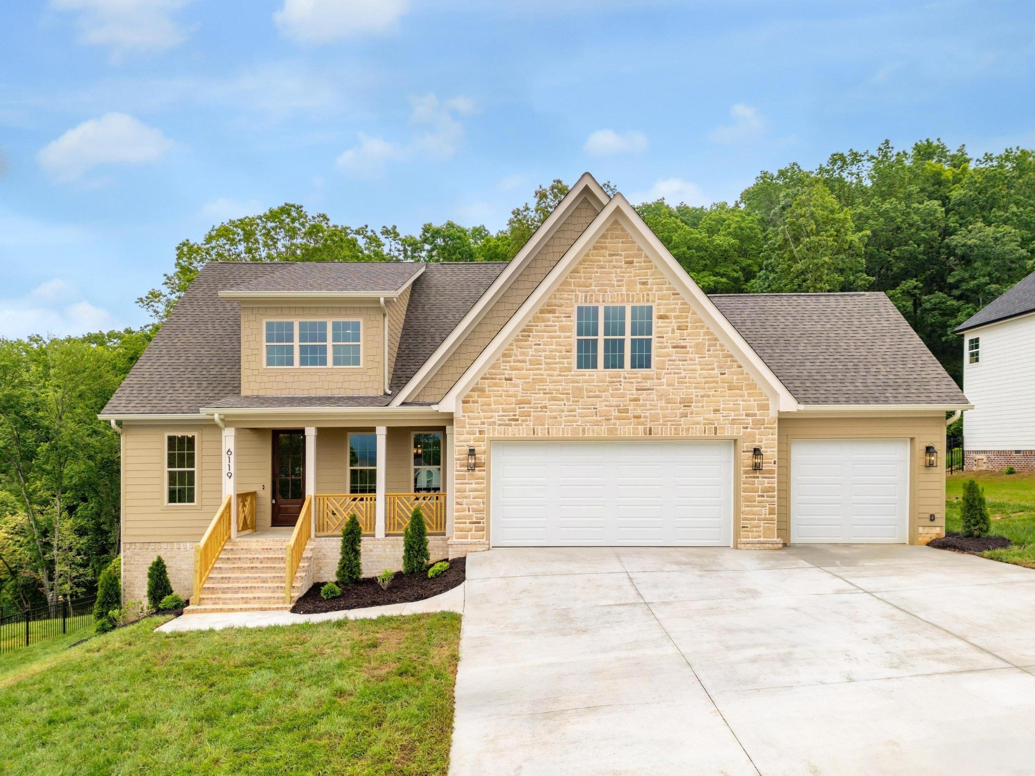Photo of Listing #2928405