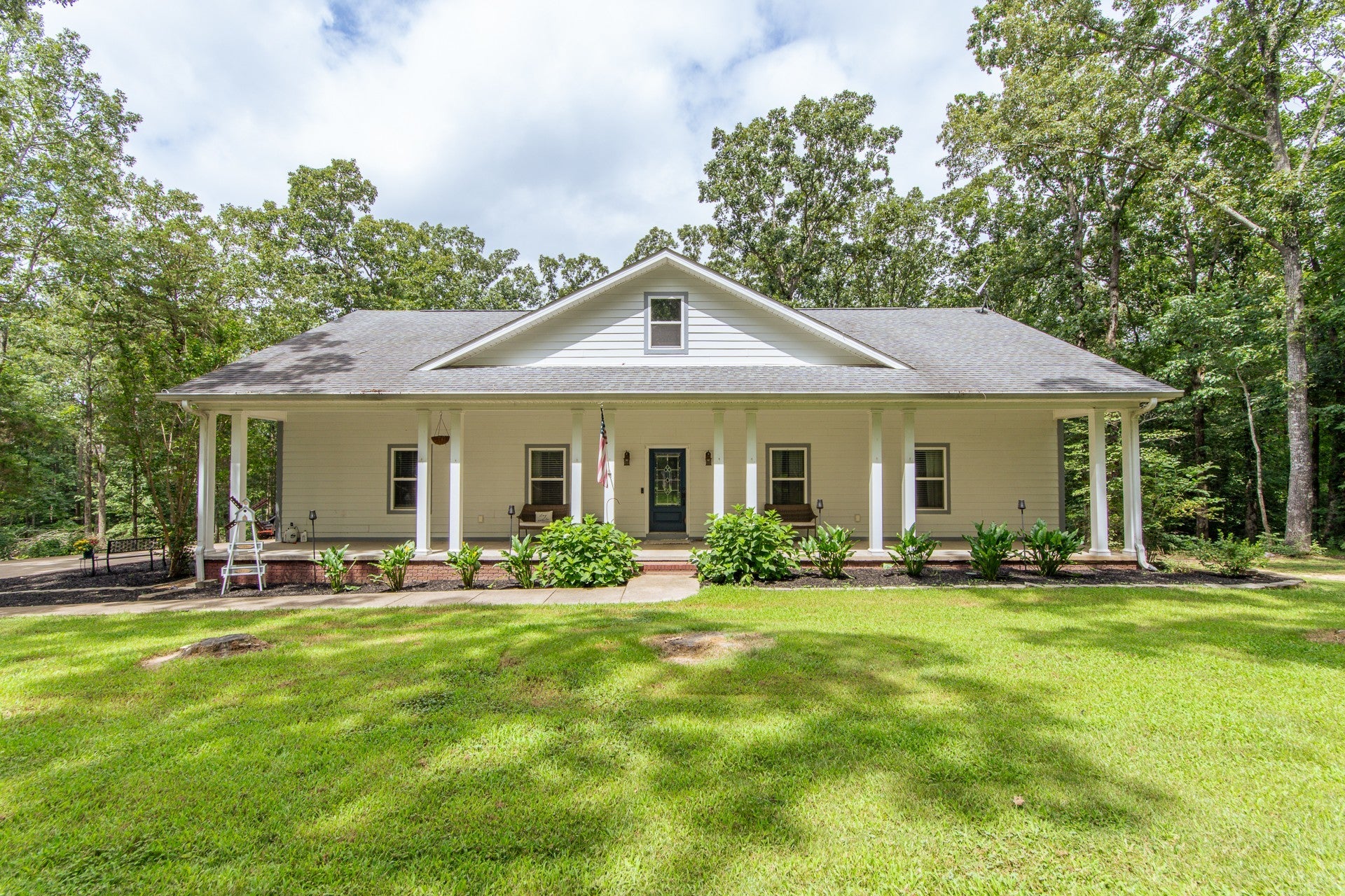 Photo of Listing #2928480