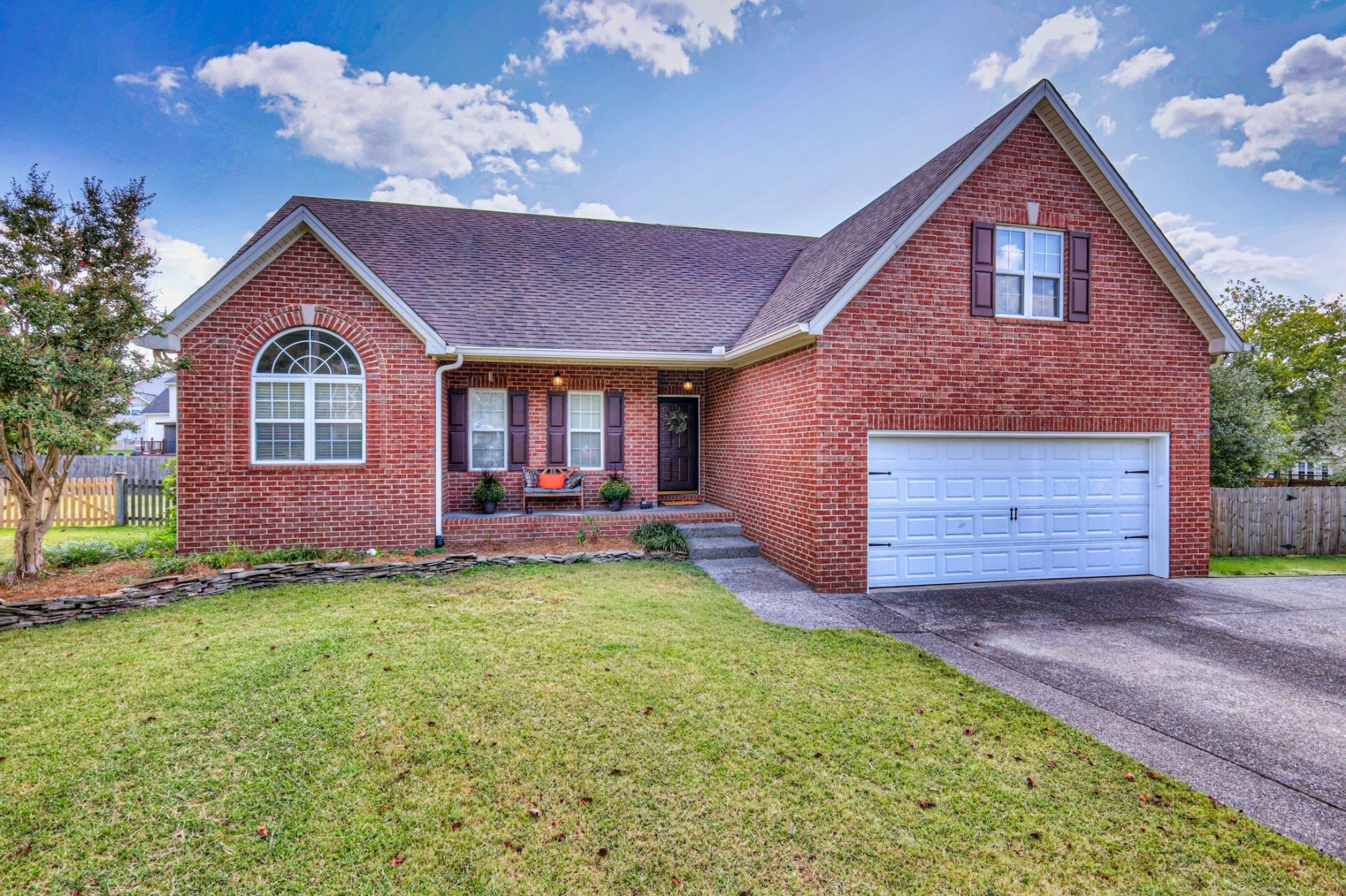 Photo of Listing #2928945