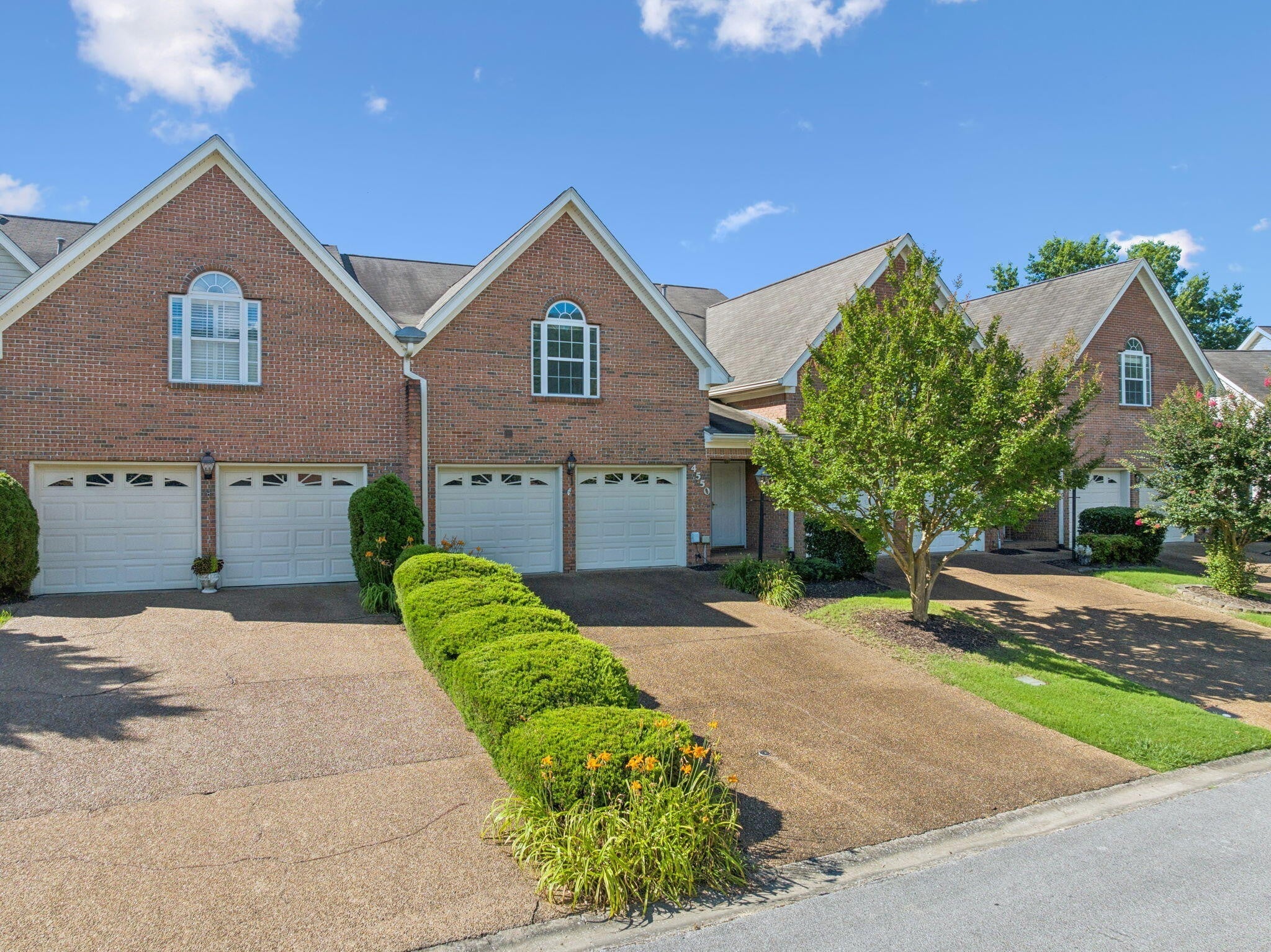 Photo of Listing #2928956